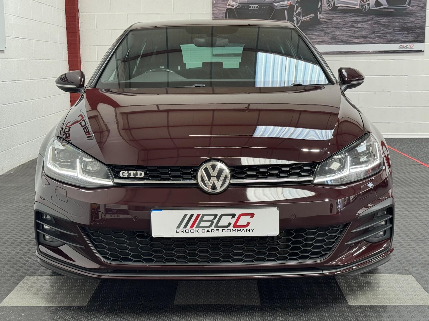 Used Volkswagen Golf 2017 for sale - 76942660: Photo 3