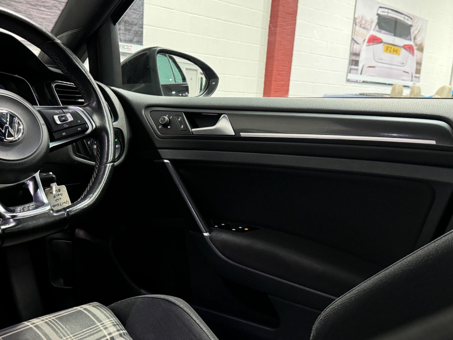 Used Volkswagen Golf 2017 for sale - 76942660: Photo 38