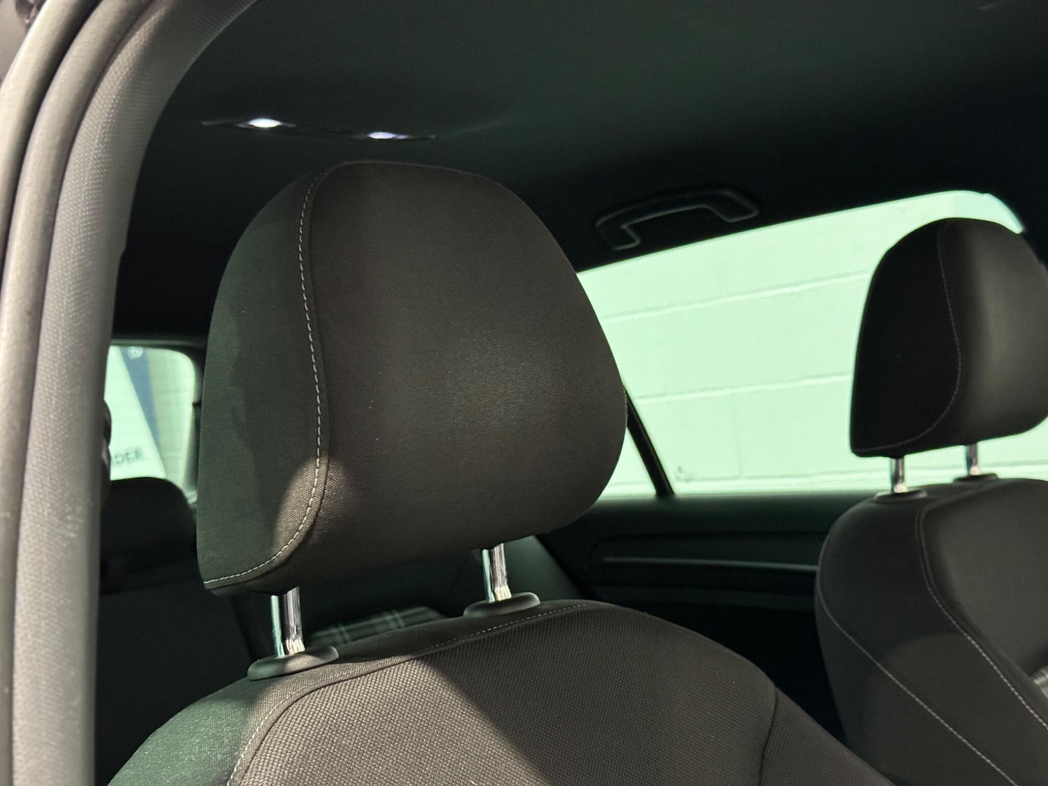 Used Volkswagen Golf 2017 for sale - 76942660: Photo 50