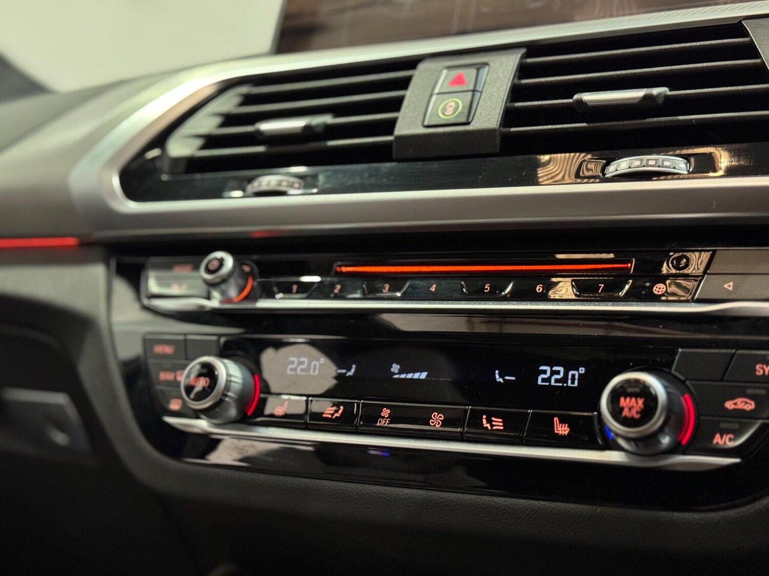 Used BMW X4 for sale - 77924935: Photo 23