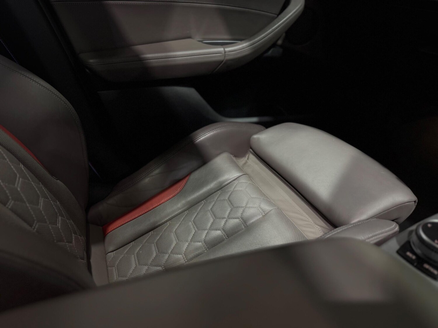 Used BMW X4 for sale - 77924935: Photo 58