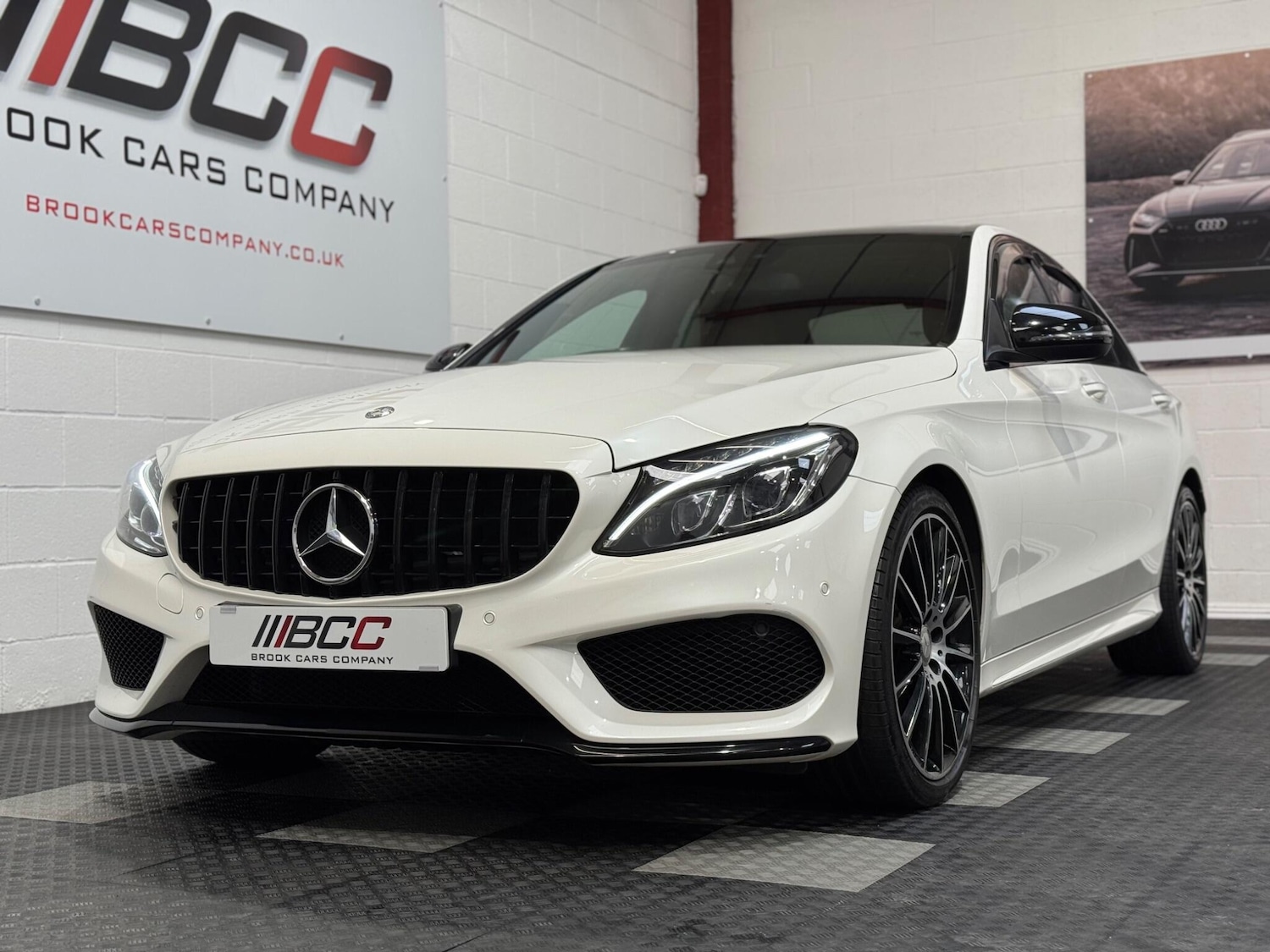 Used Mercedes-Benz C Class 2017 for sale - 76965387: Photo 12