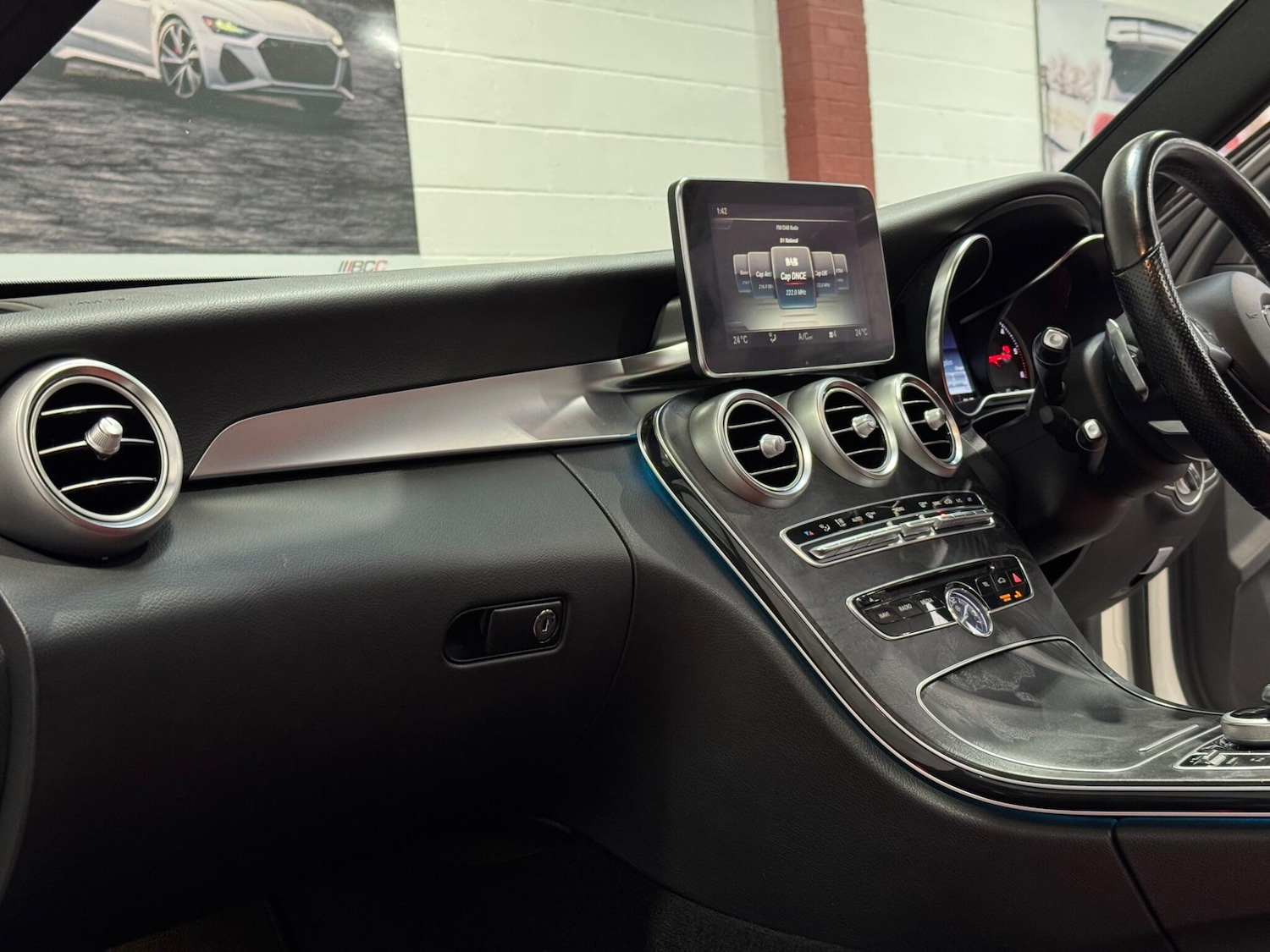 Used Mercedes-Benz C Class 2017 for sale - 76965387: Photo 18