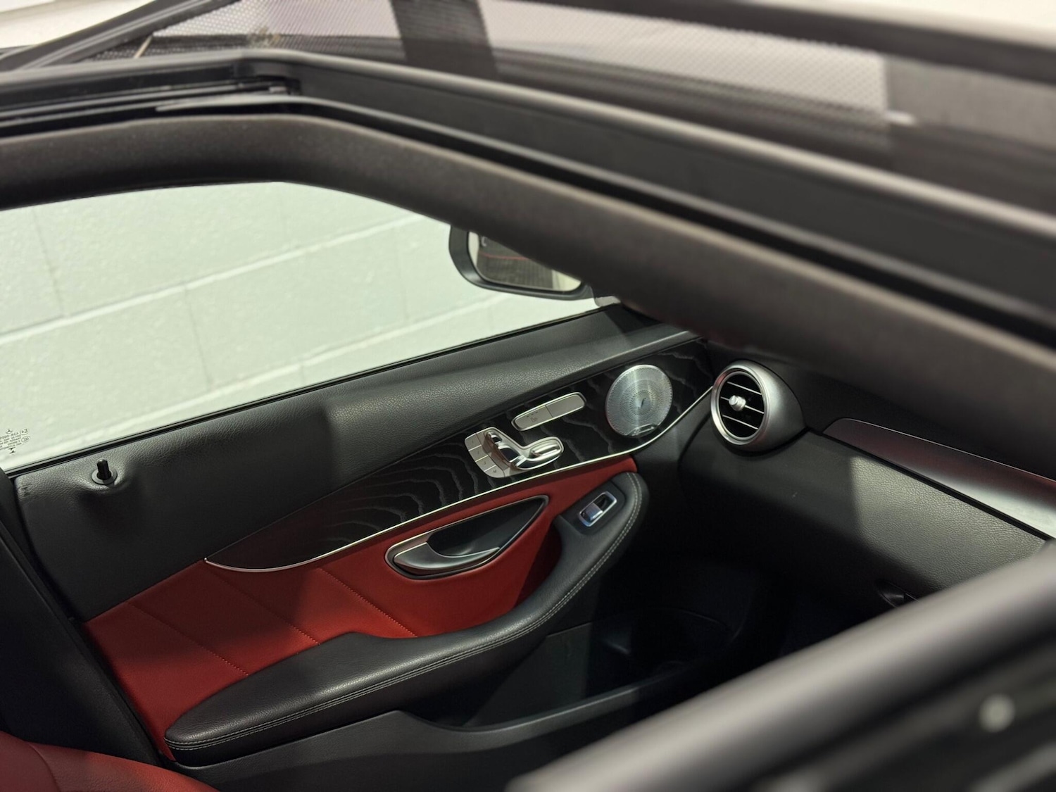 Used Mercedes-Benz C Class 2017 for sale - 76965387: Photo 23