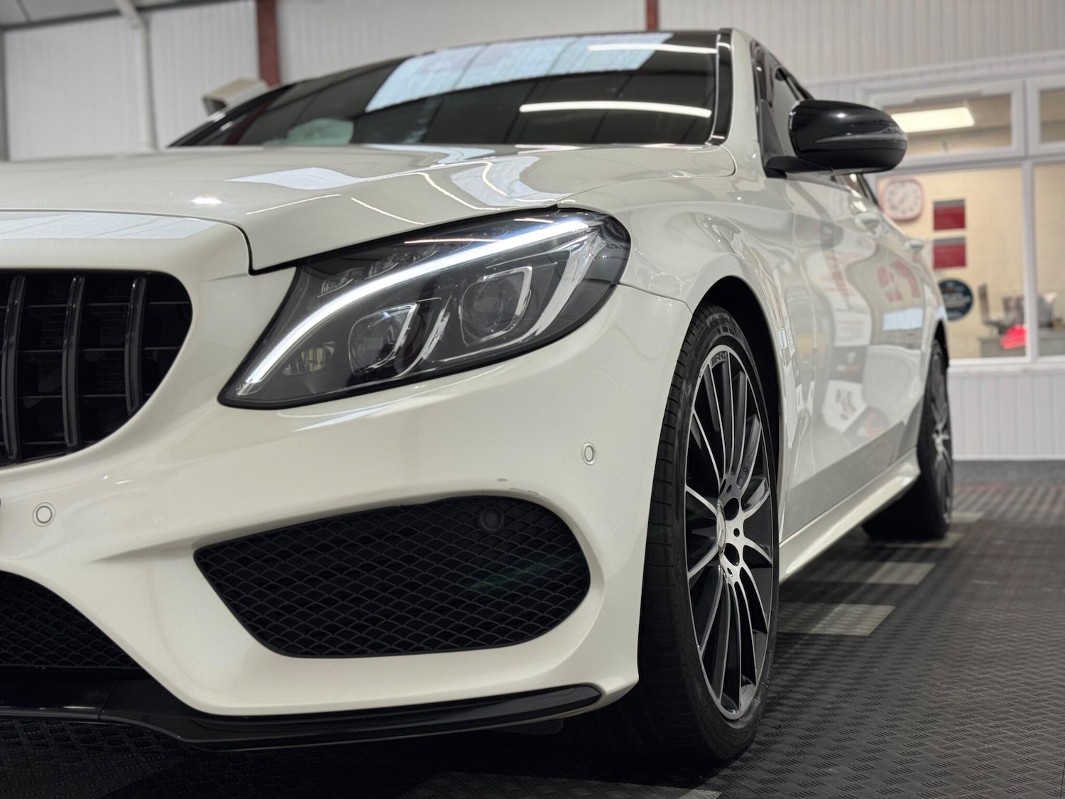 Used Mercedes-Benz C Class 2017 for sale - 76965387: Photo 42