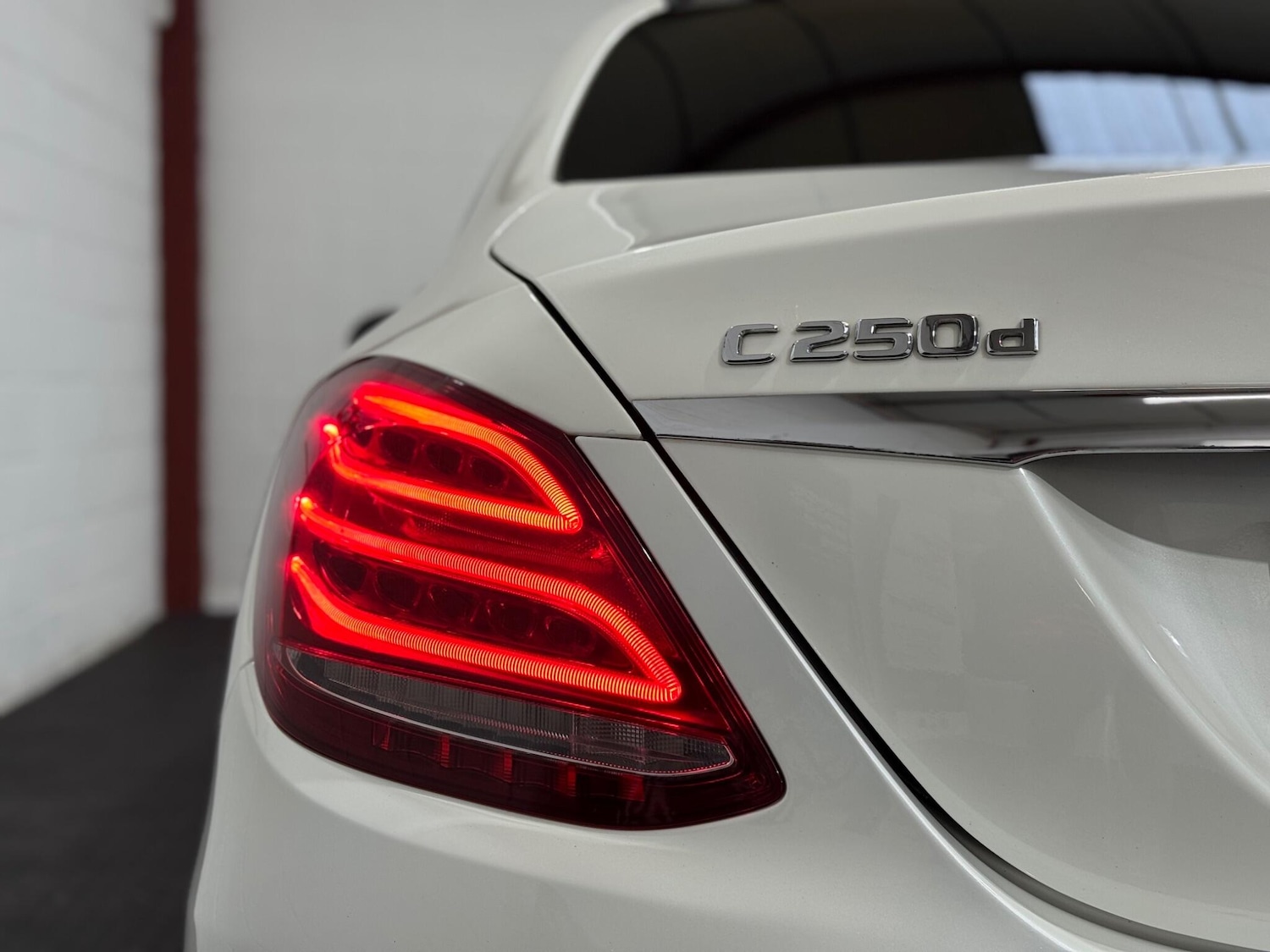 Used Mercedes-Benz C Class 2017 for sale - 76965387: Photo 46