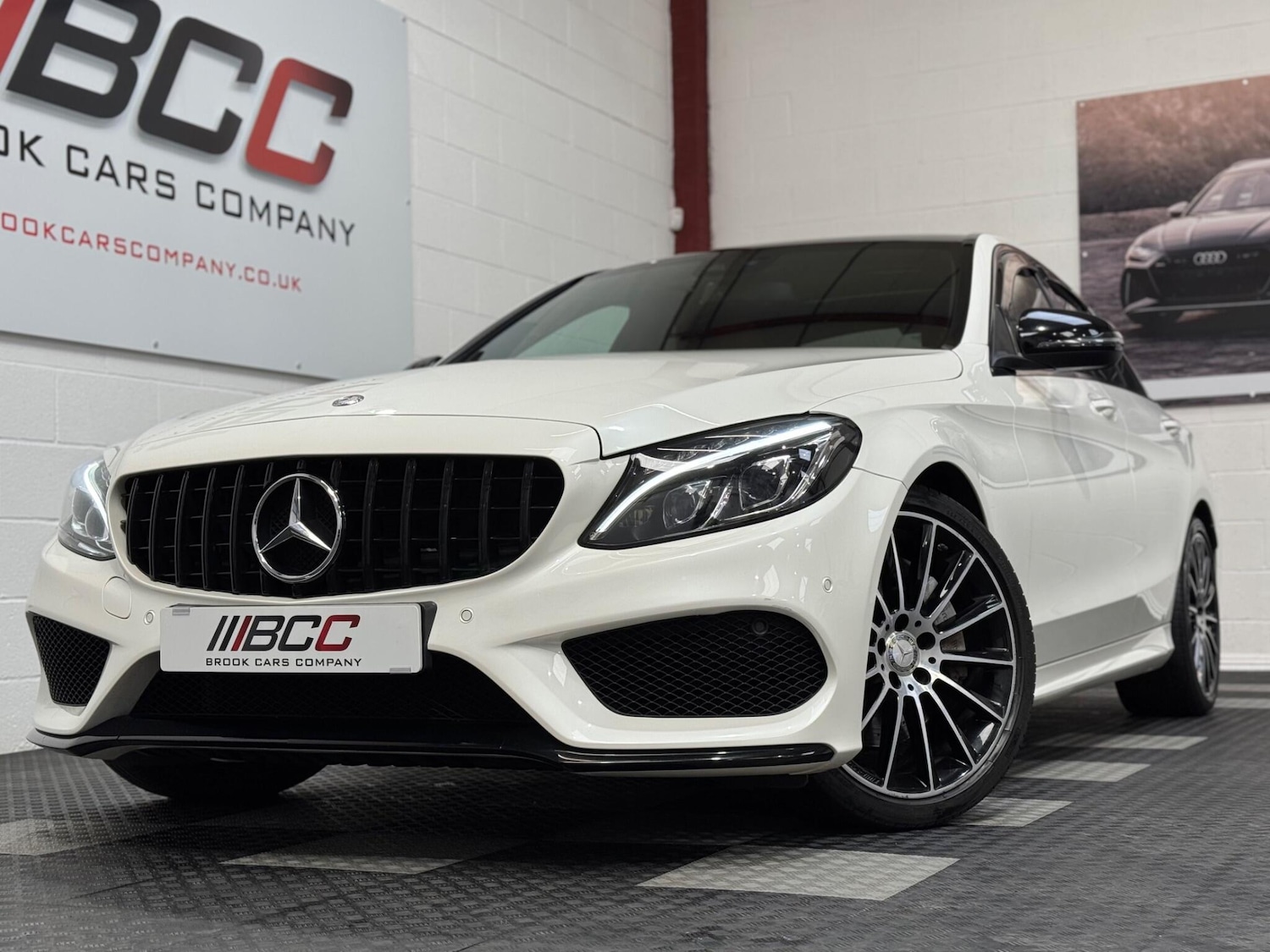 Used Mercedes-Benz C Class 2017 for sale - 76965387: Photo 64