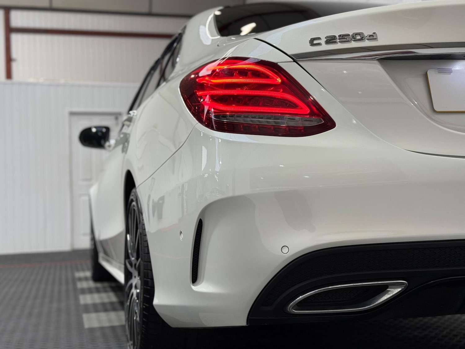 Used Mercedes-Benz C Class 2017 for sale - 76965387: Photo 85