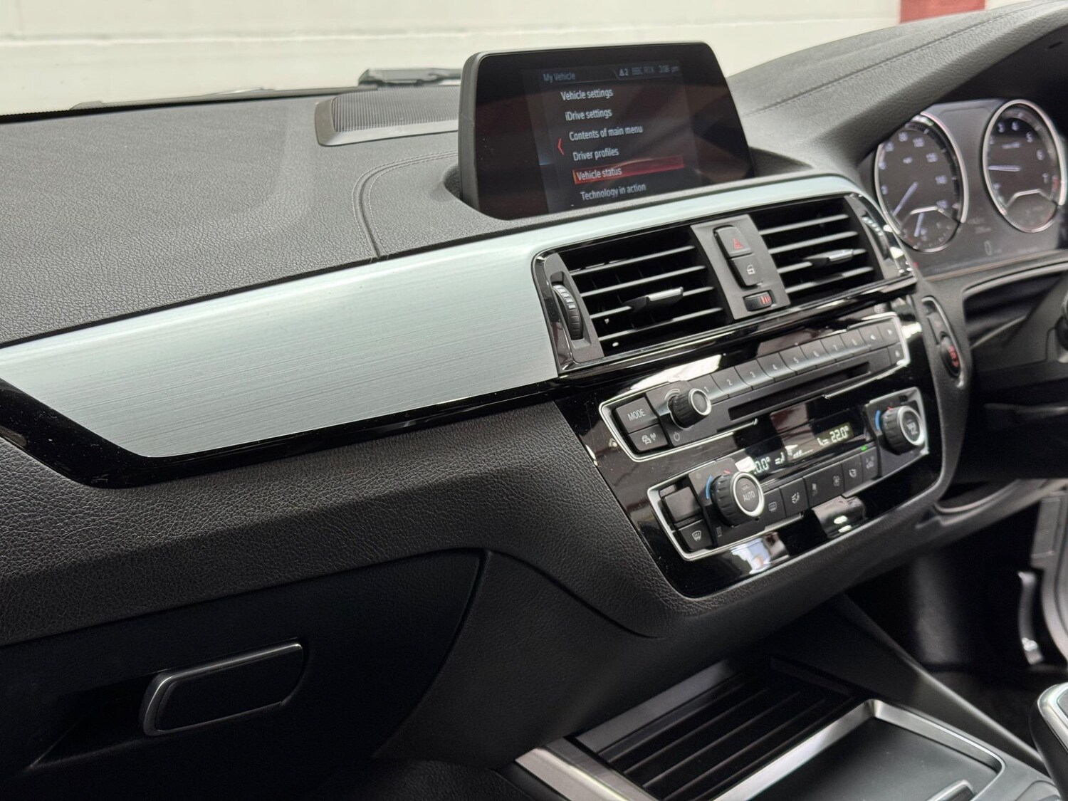 Used BMW 1 Series 2018 for sale - 77599152: Photo 46