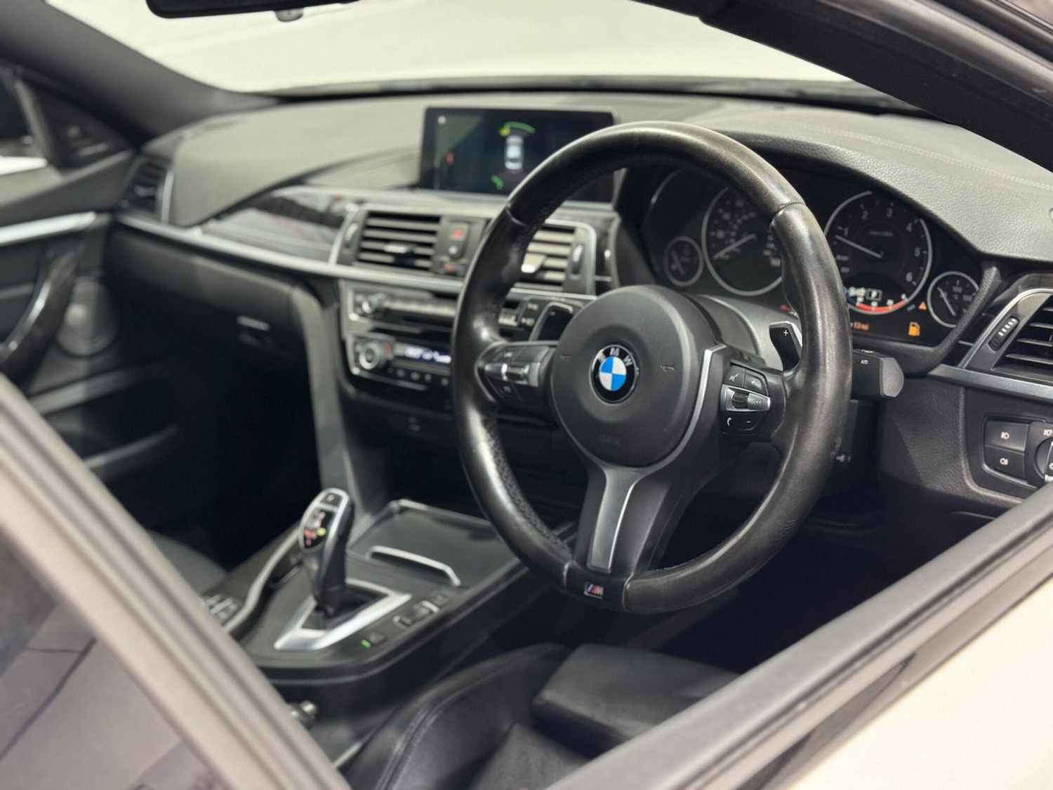 Used BMW 4 Series 2017 for sale - 77495941: Photo 8