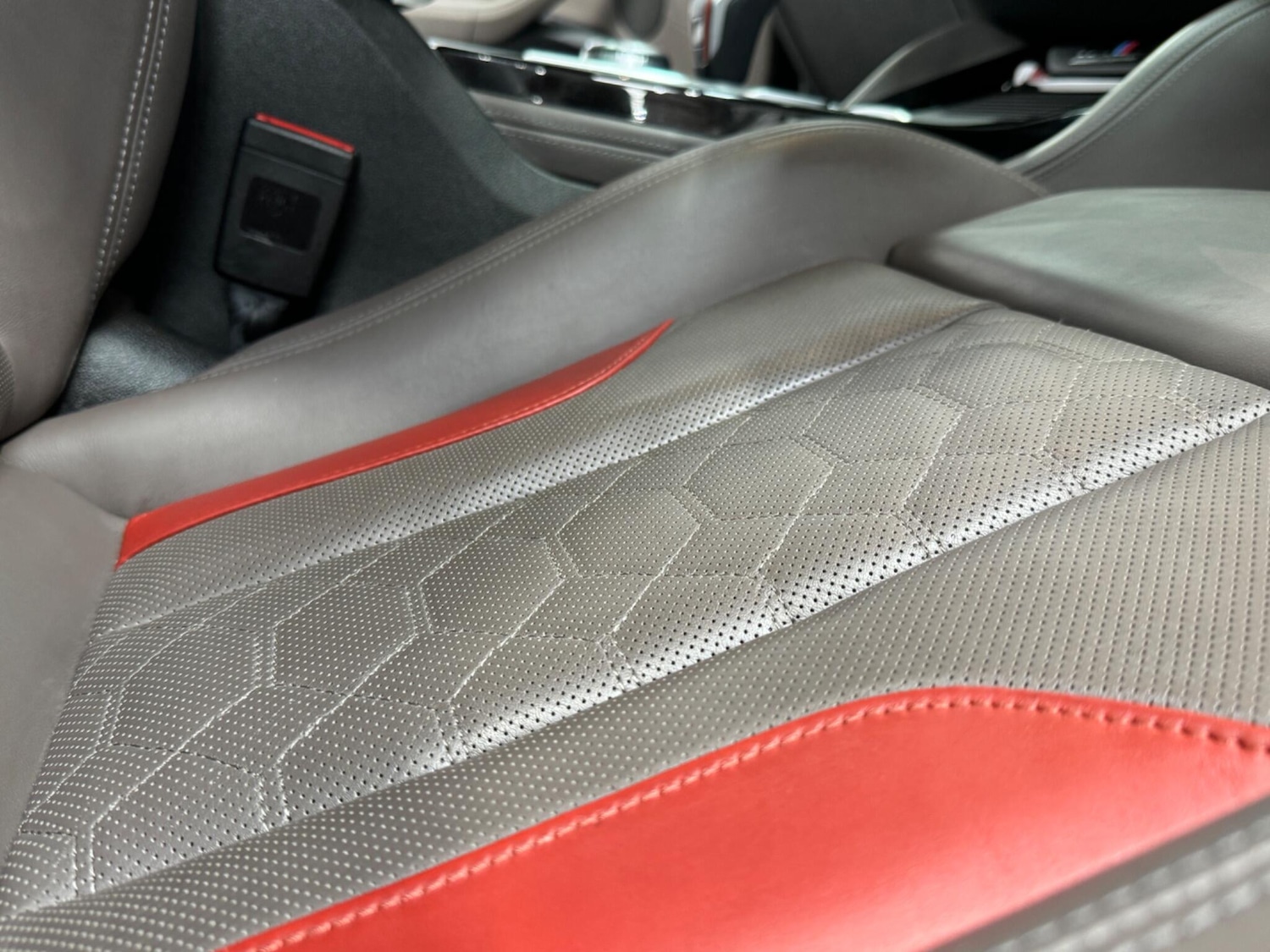 Used BMW X4 2019 for sale - 76592419: Photo 12