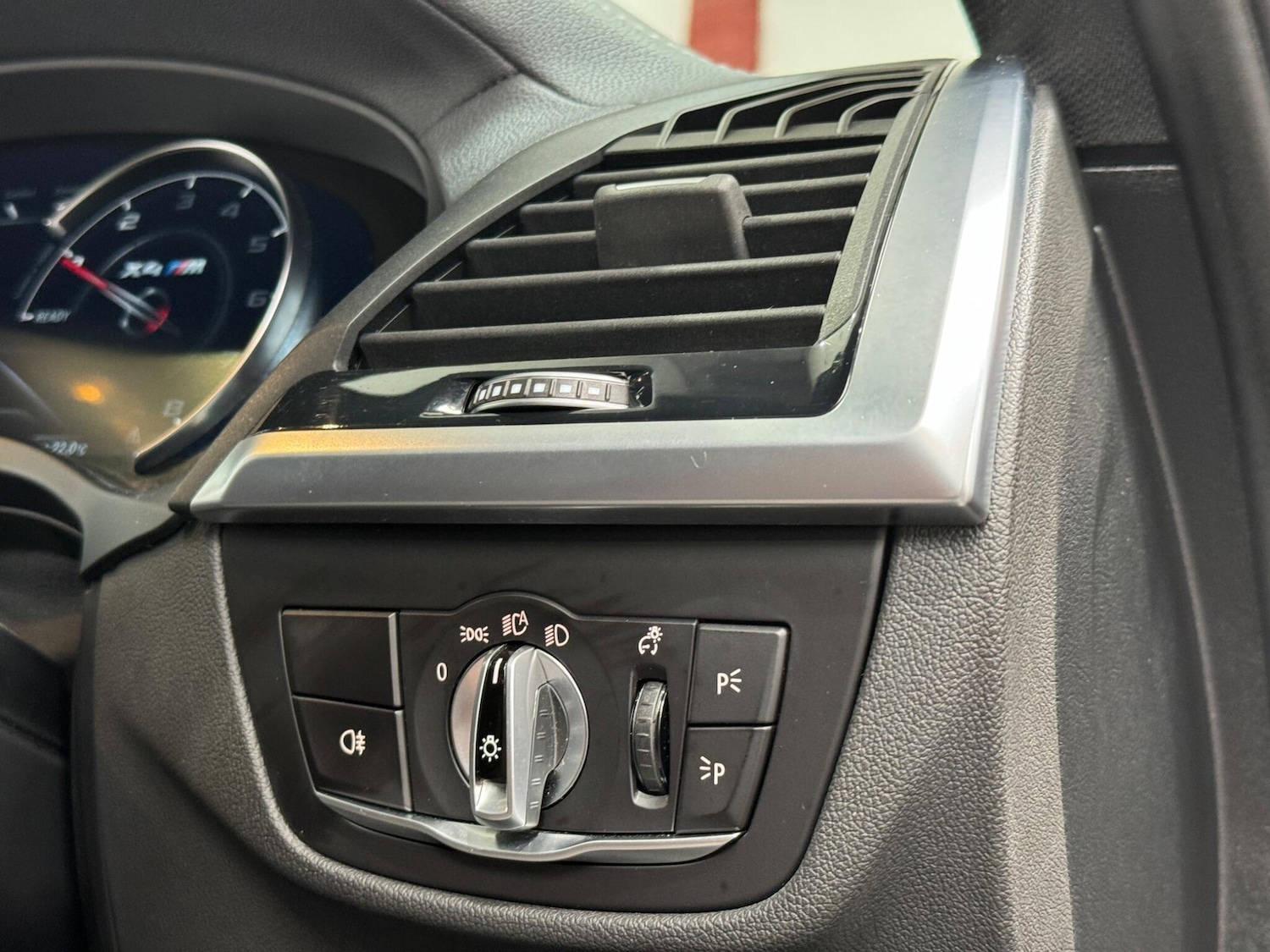 Used BMW X4 2019 for sale - 76592419: Photo 21