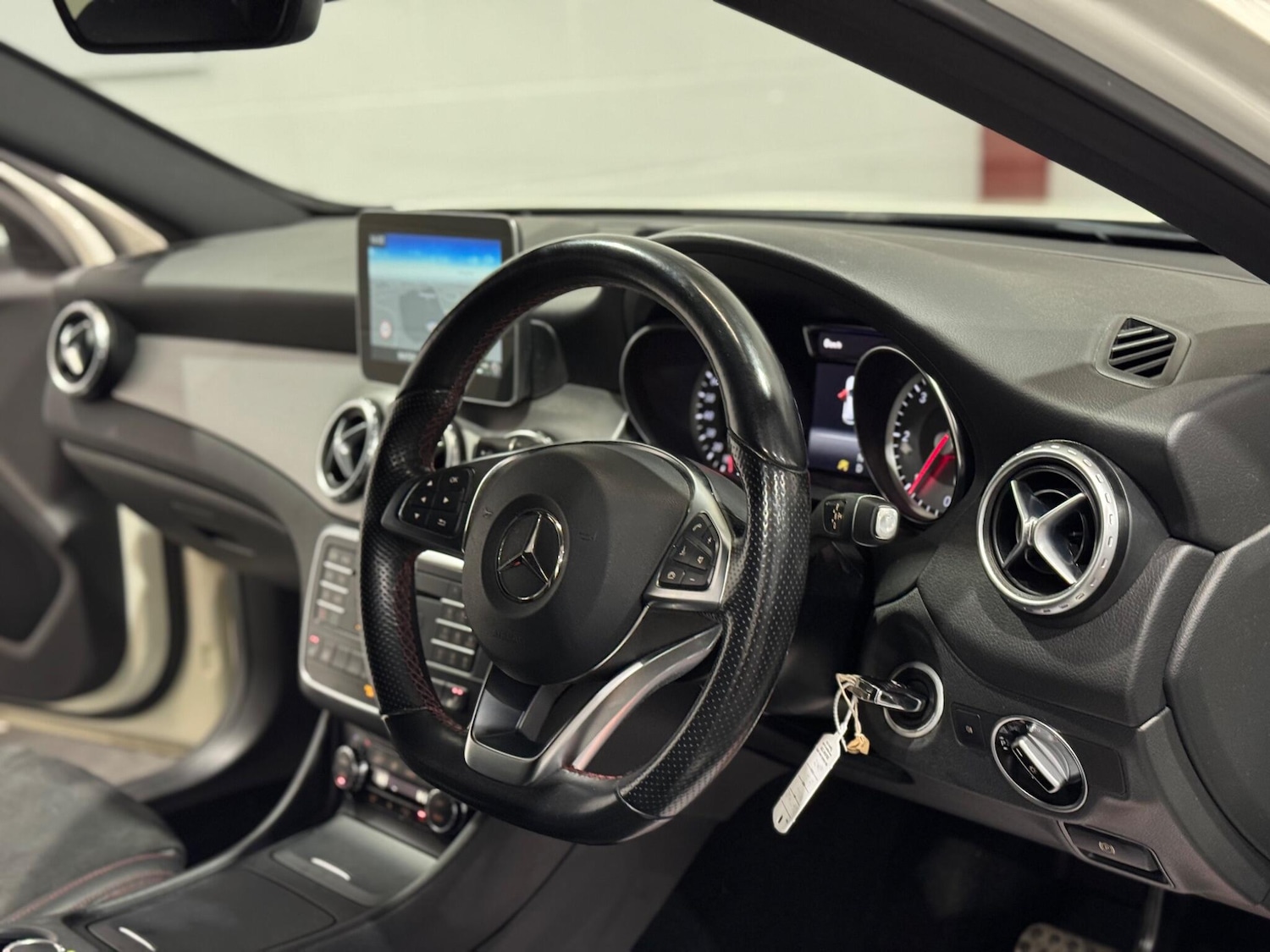 Used Mercedes-Benz GLA 2017 for sale - 77039942: Photo 11