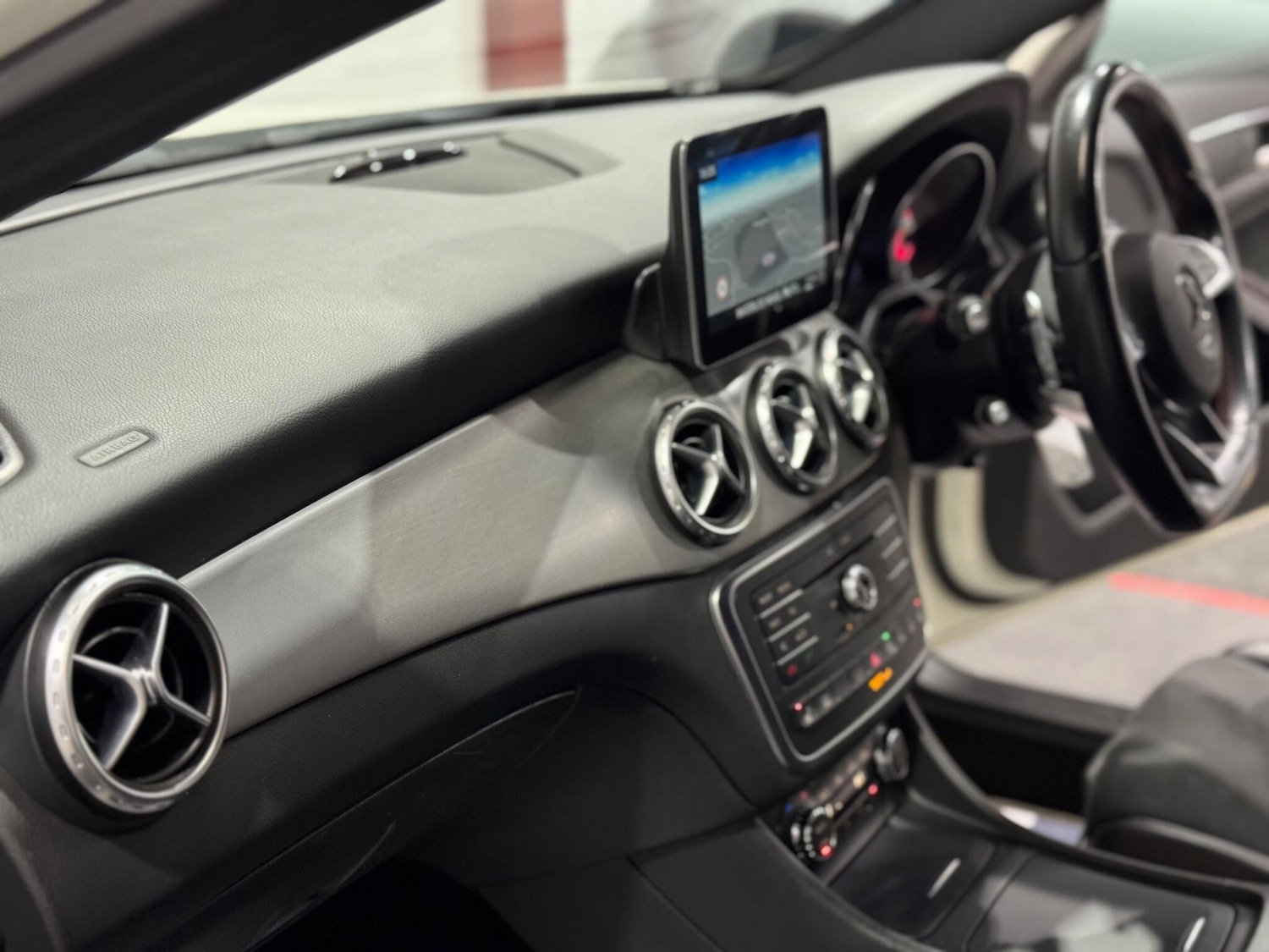 Used Mercedes-Benz GLA 2017 for sale - 77039942: Photo 37