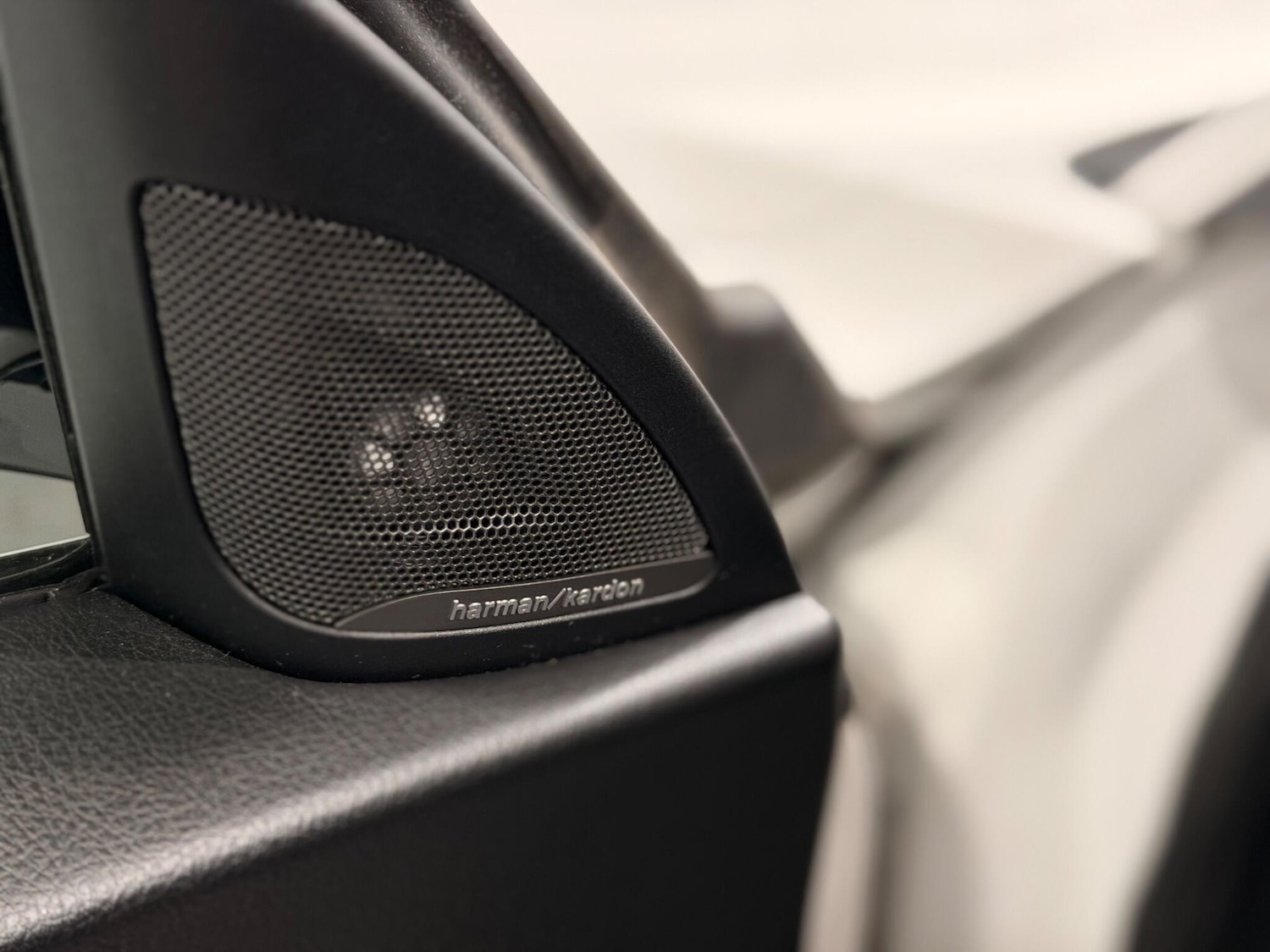 Used BMW M2 2016 for sale - 77993514: Photo 31