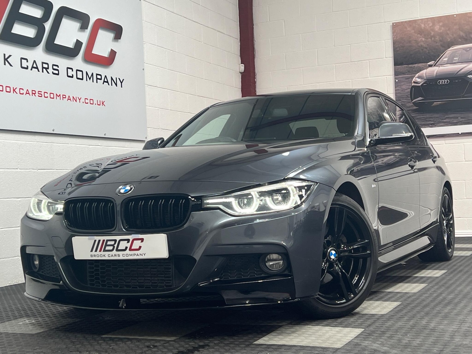 Used BMW 3 Series 2017 for sale - 76801095: Photo 1