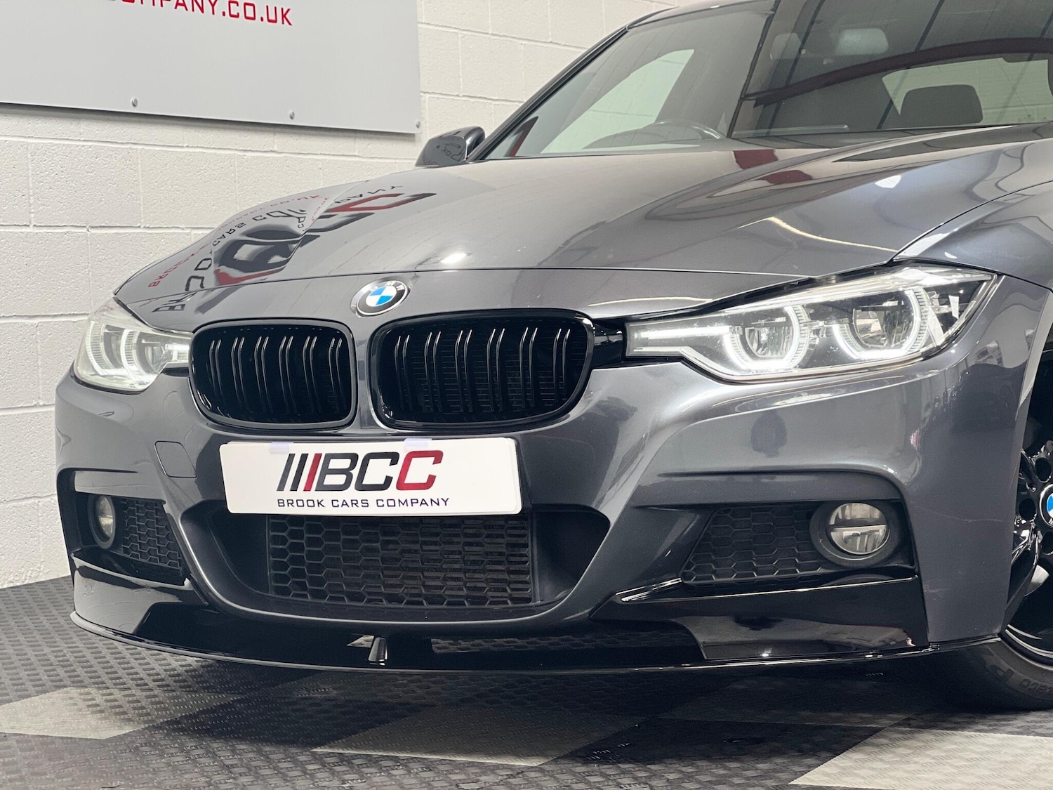 Used BMW 3 Series 2017 for sale - 76801095: Photo 11