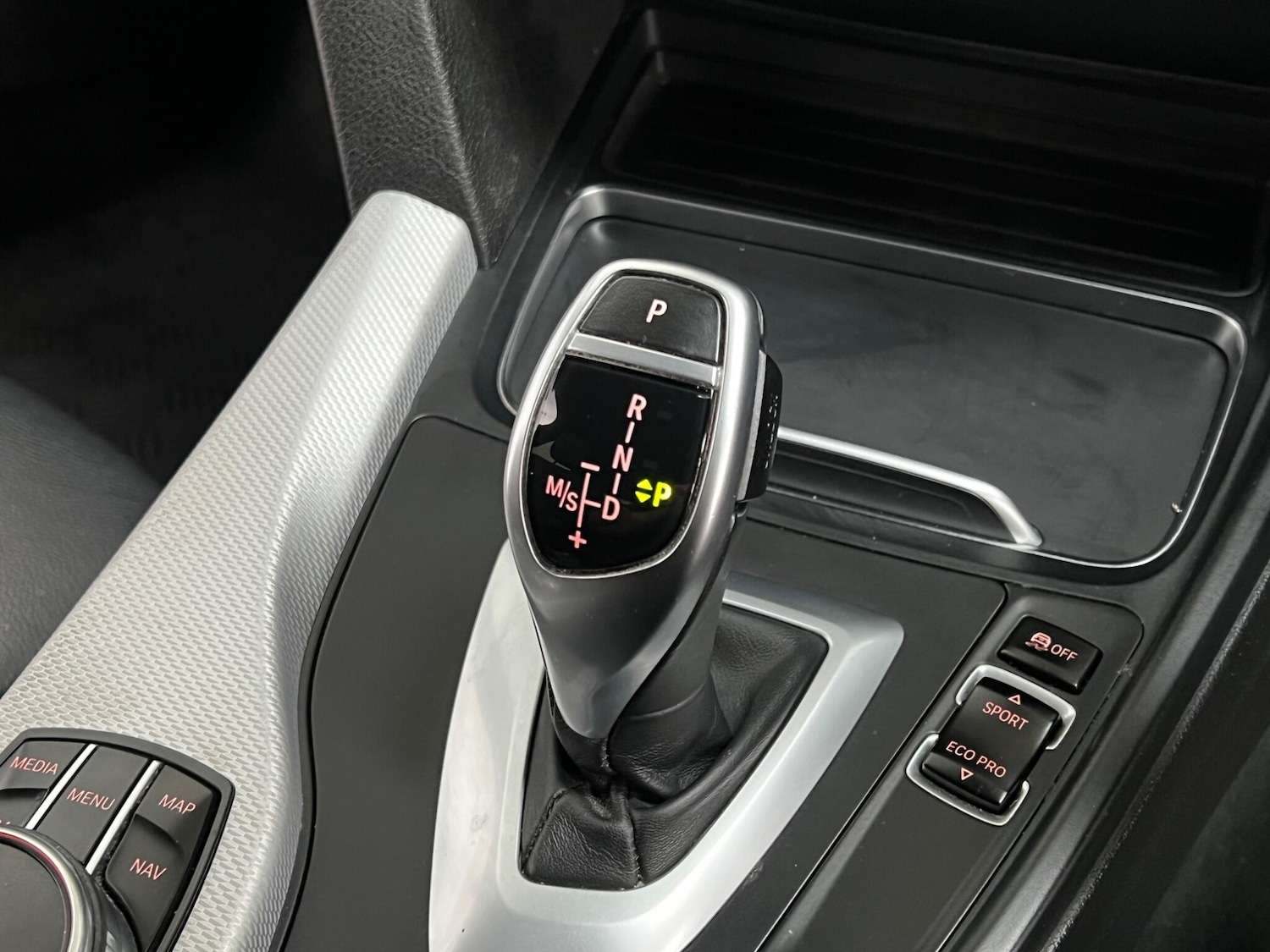 Used BMW 3 Series 2017 for sale - 76801095: Photo 39