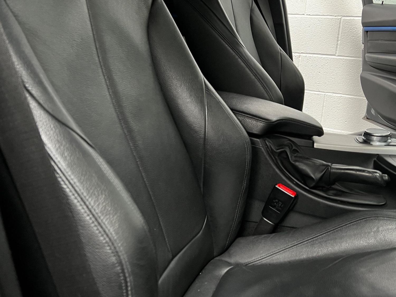 Used BMW 3 Series 2017 for sale - 76801095: Photo 41