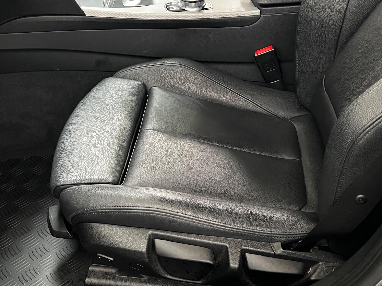 Used BMW 3 Series 2017 for sale - 76801095: Photo 60