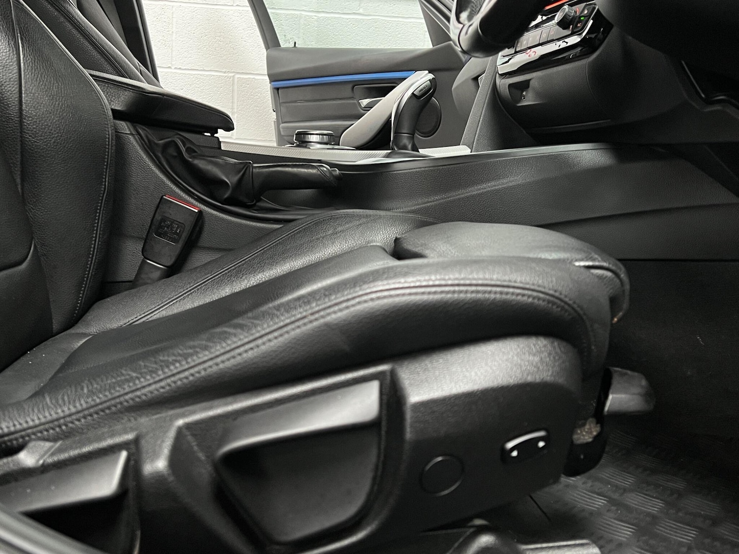 Used BMW 3 Series 2017 for sale - 76801095: Photo 65