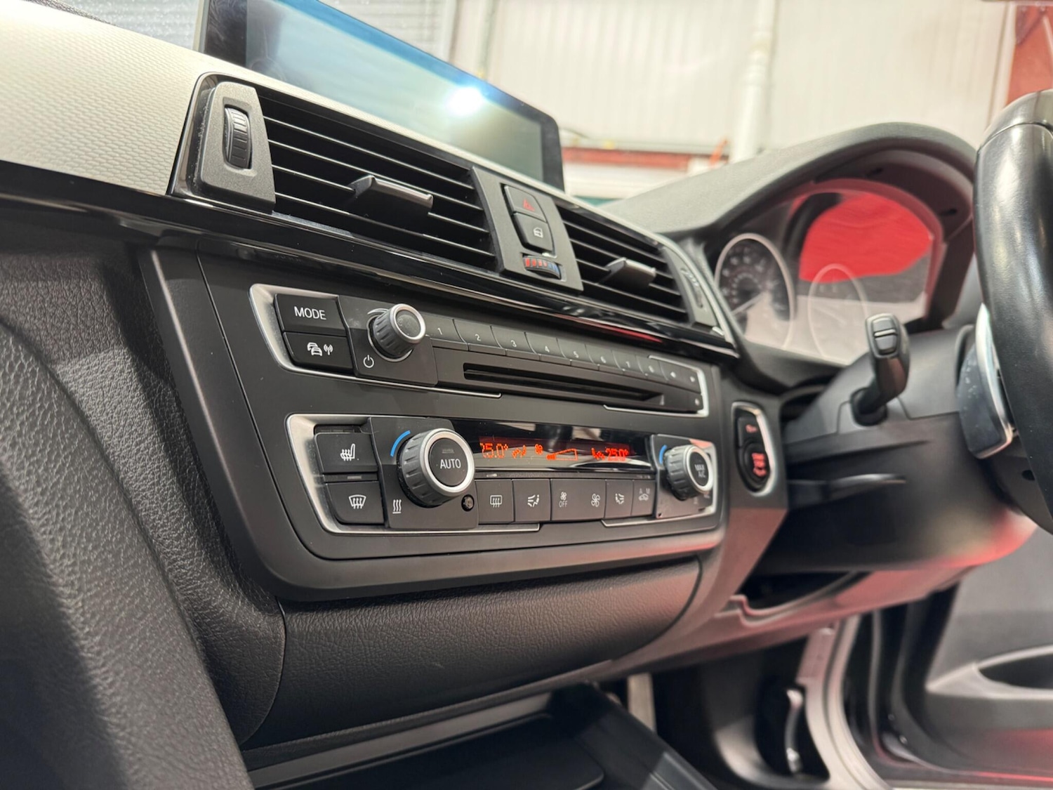 Used BMW 3 Series 2015 for sale - 78100227: Photo 14