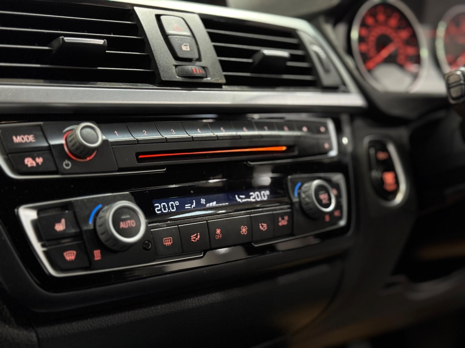 Used BMW 4 Series 2017 for sale - 76573609: Photo 30