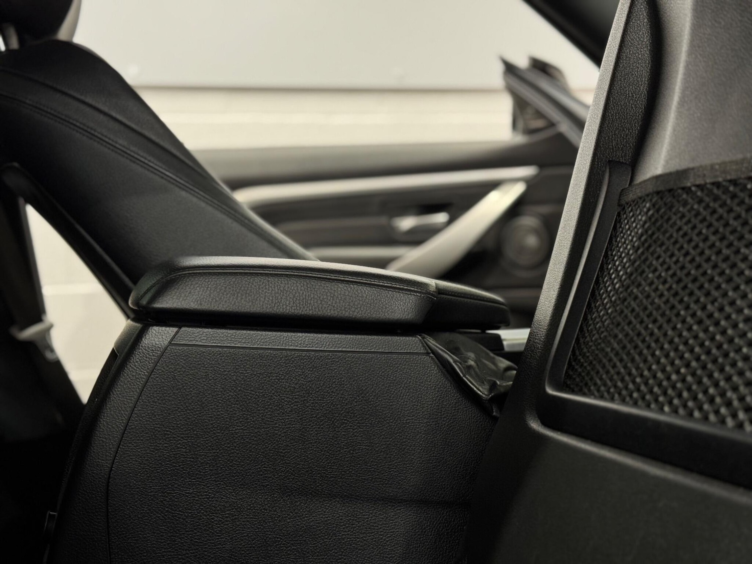 Used BMW 4 Series 2017 for sale - 76573609: Photo 42