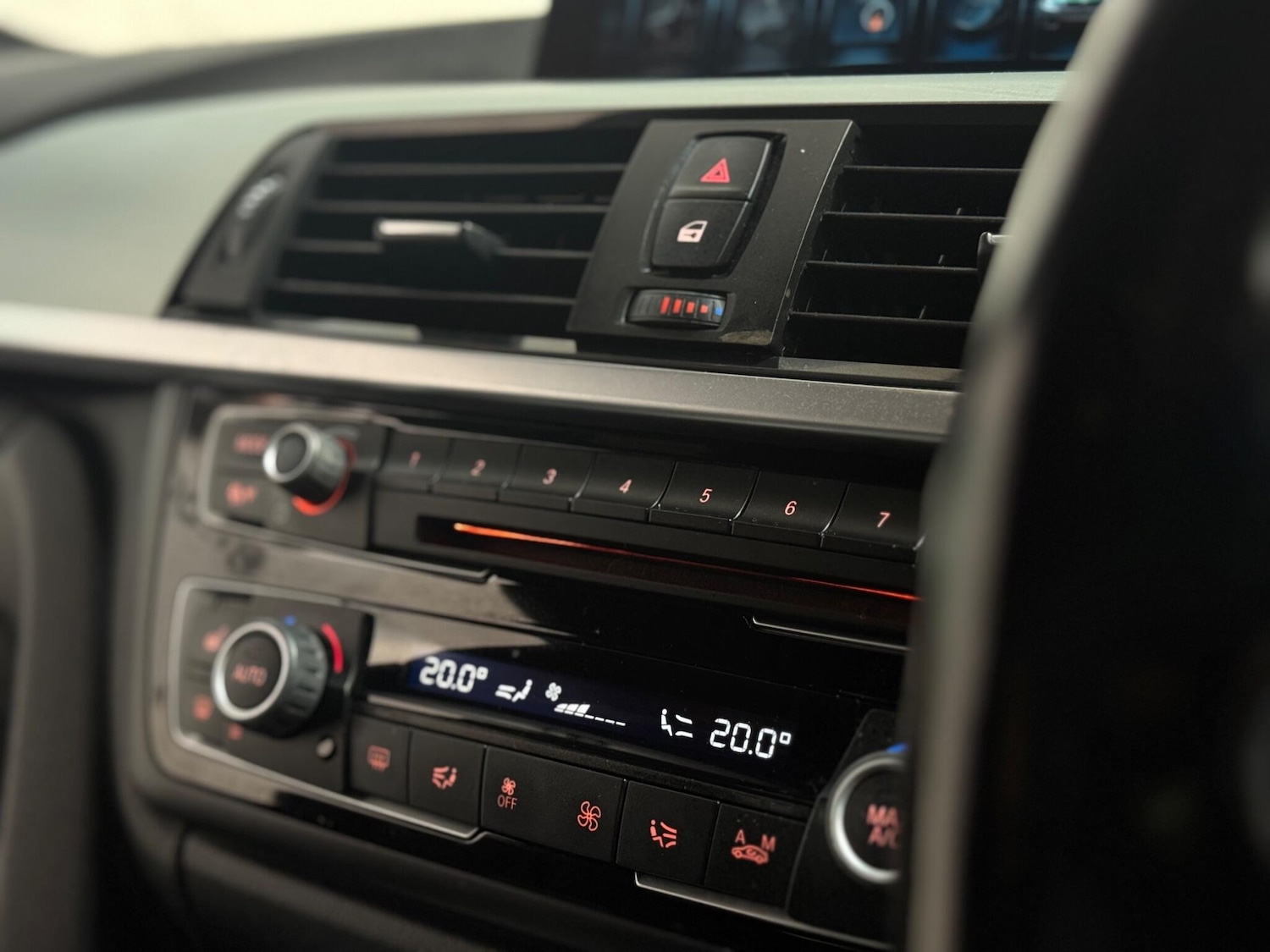 Used BMW 4 Series 2017 for sale - 76573609: Photo 46