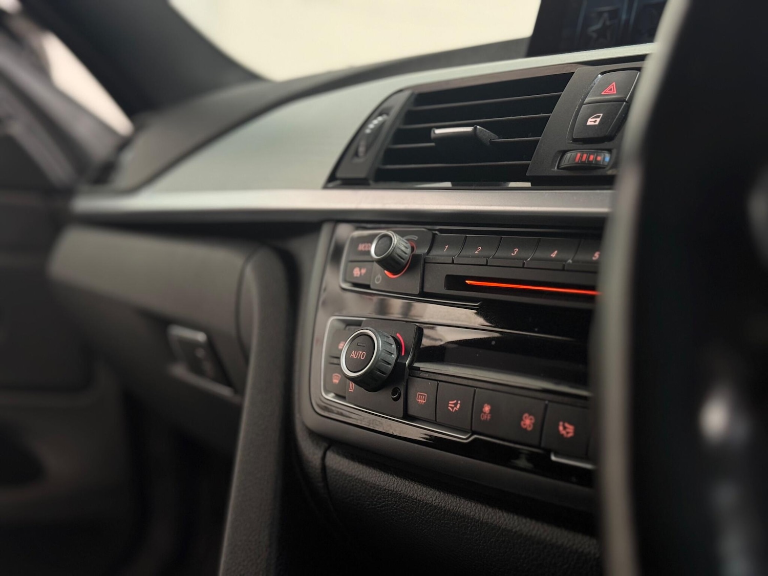 Used BMW 4 Series 2017 for sale - 76573609: Photo 63