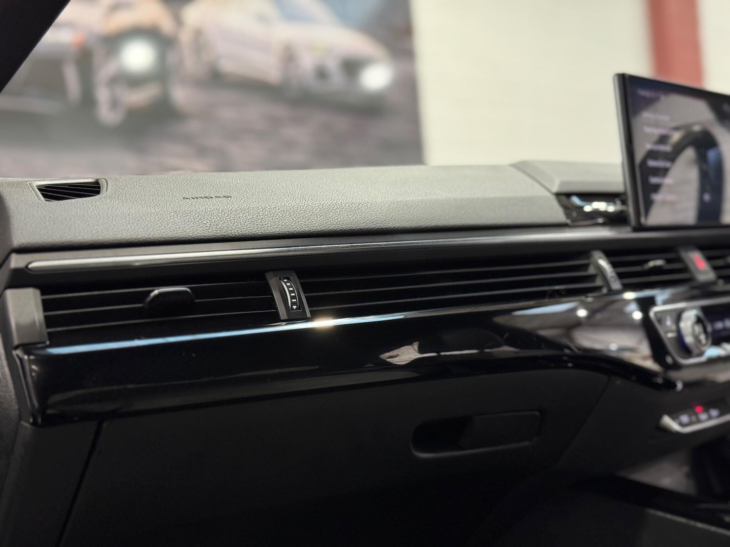 Used Audi A4 for sale - 76994299: Photo 16