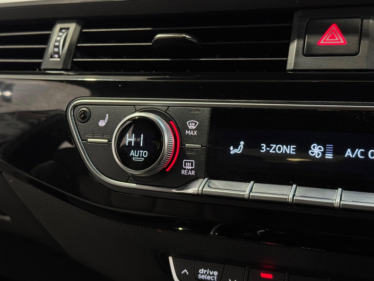 Used Audi A4 for sale - 76994299: Photo 19