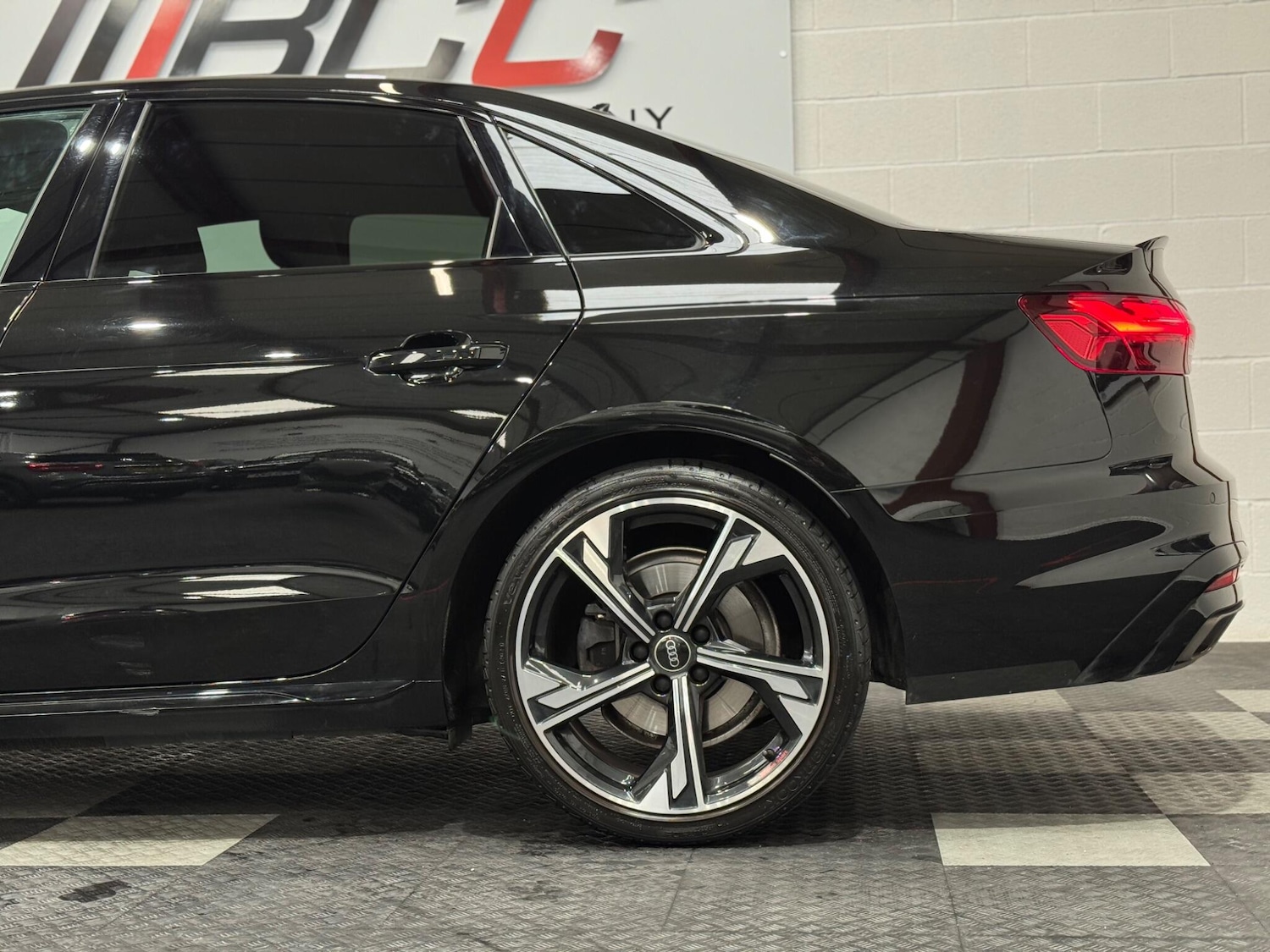 Used Audi A4 for sale - 76994299: Photo 22