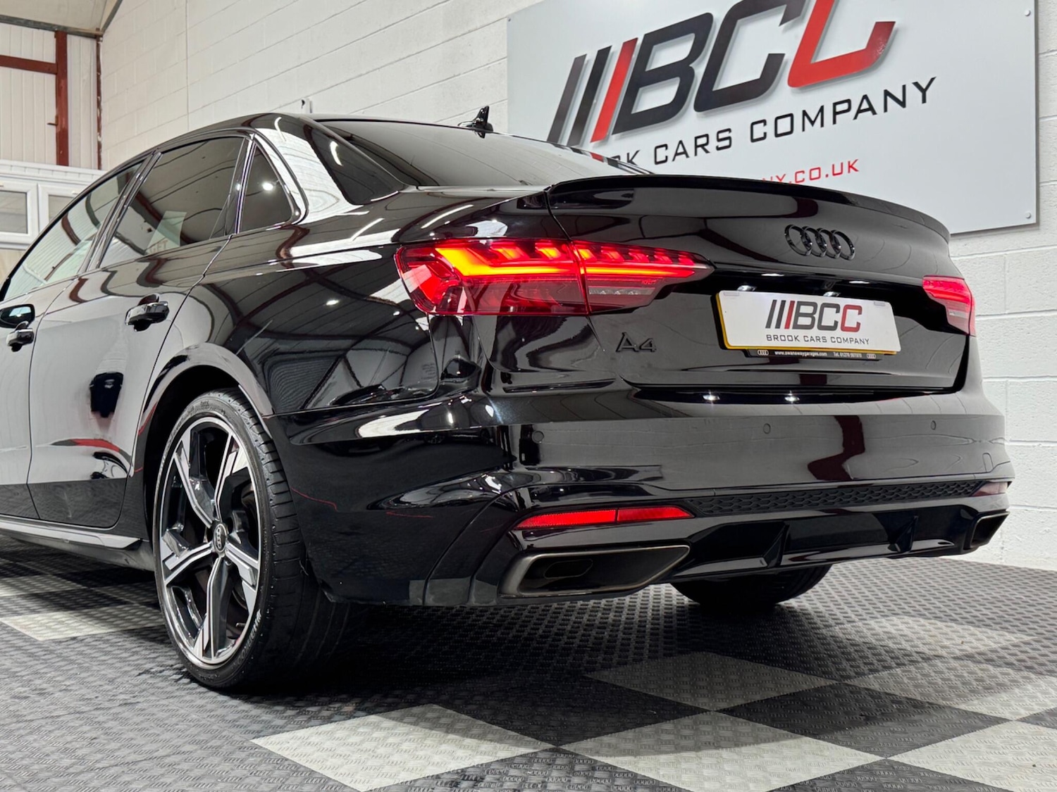 Used Audi A4 for sale - 76994299: Photo 40