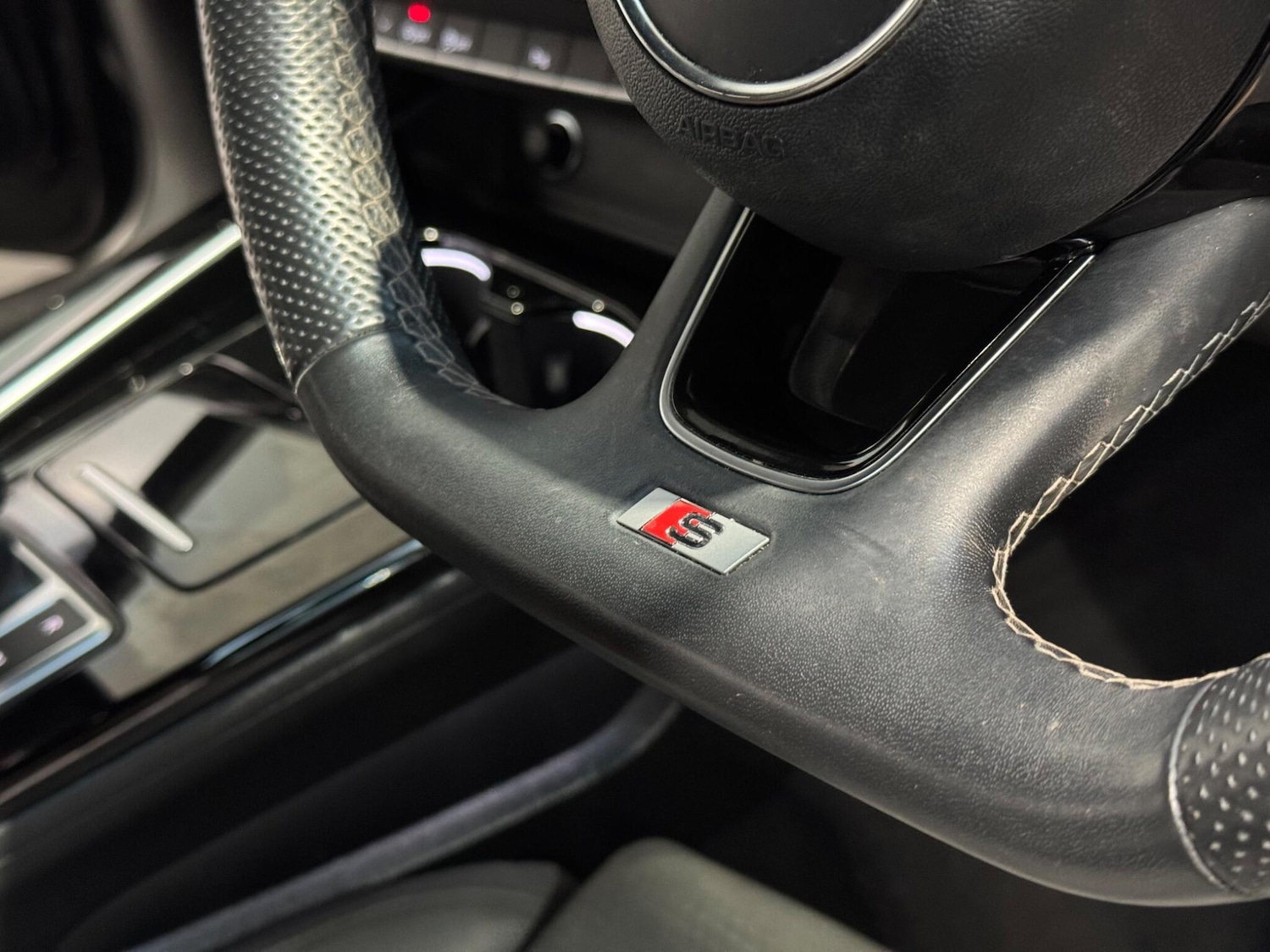 Used Audi A4 for sale - 76994299: Photo 43