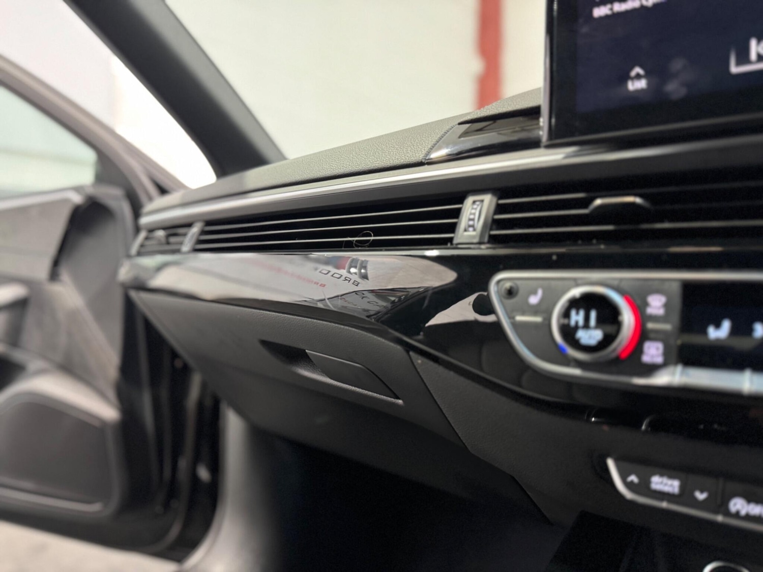 Used Audi A4 for sale - 76994299: Photo 47