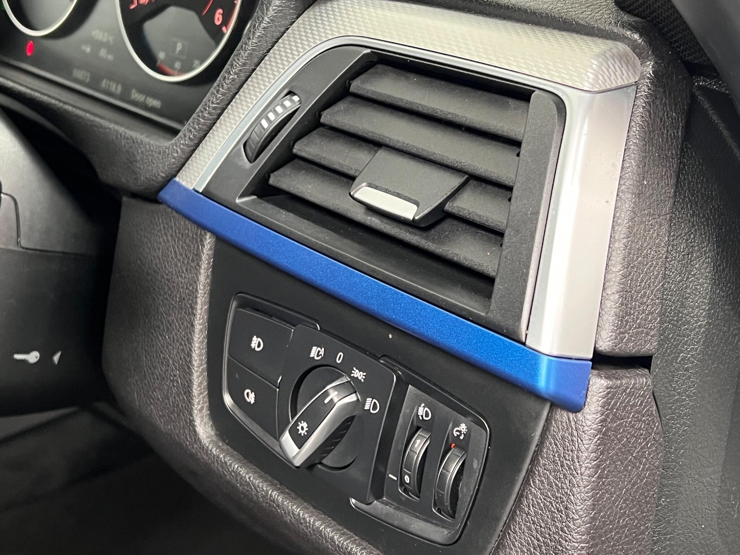 Used BMW 3 Series 2017 for sale - 77142971: Photo 46