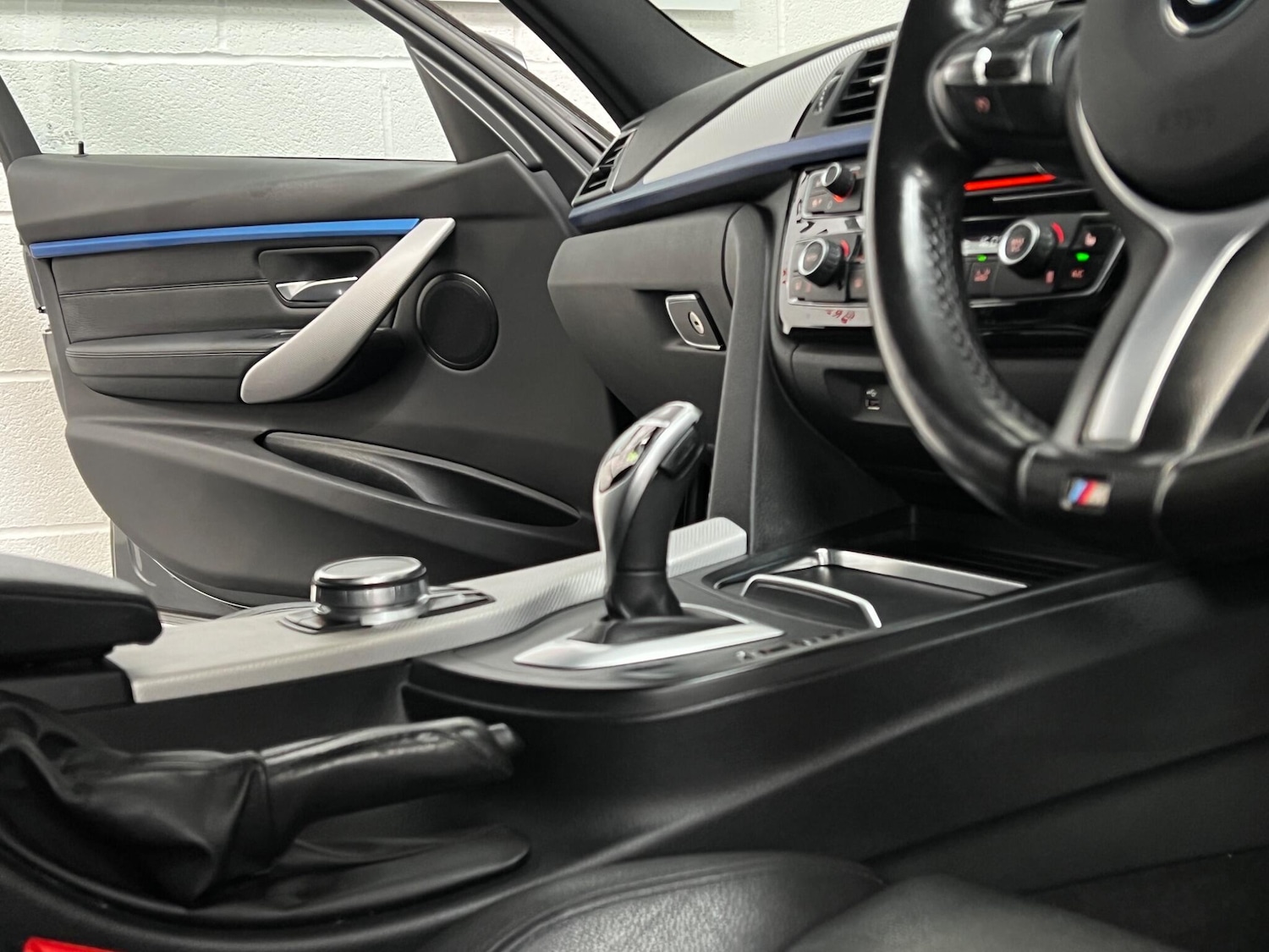 Used BMW 3 Series 2017 for sale - 77142971: Photo 67