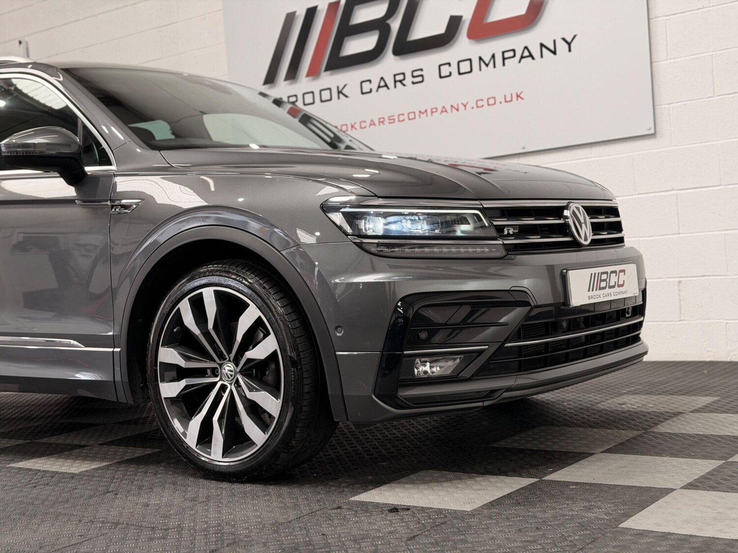 Used Volkswagen Tiguan 2018 for sale - 78058652: Photo 11