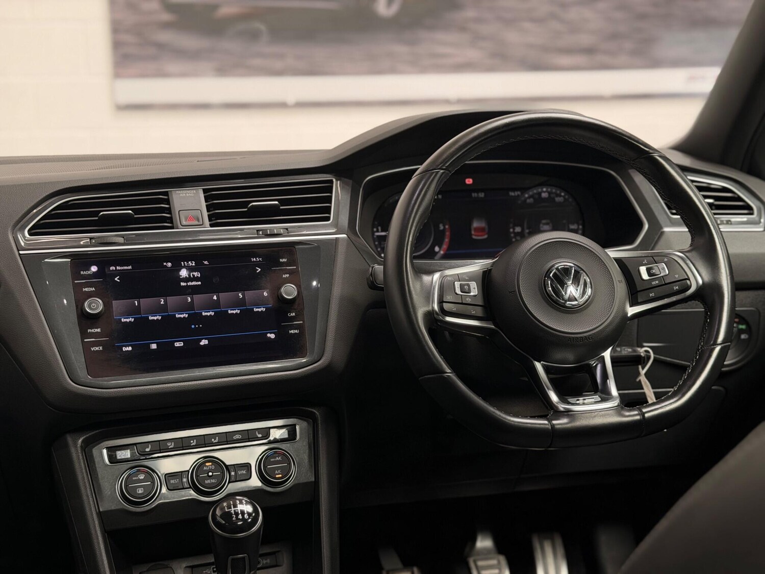 Used Volkswagen Tiguan 2018 for sale - 78058652: Photo 28