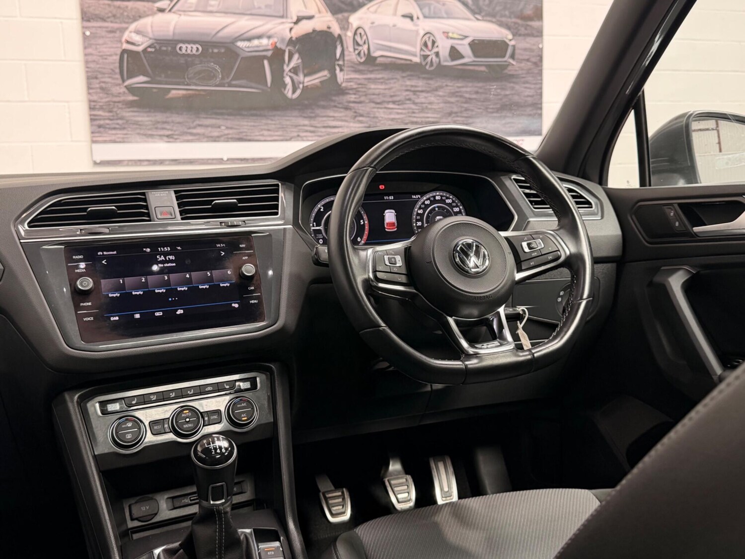 Used Volkswagen Tiguan 2018 for sale - 78058652: Photo 29