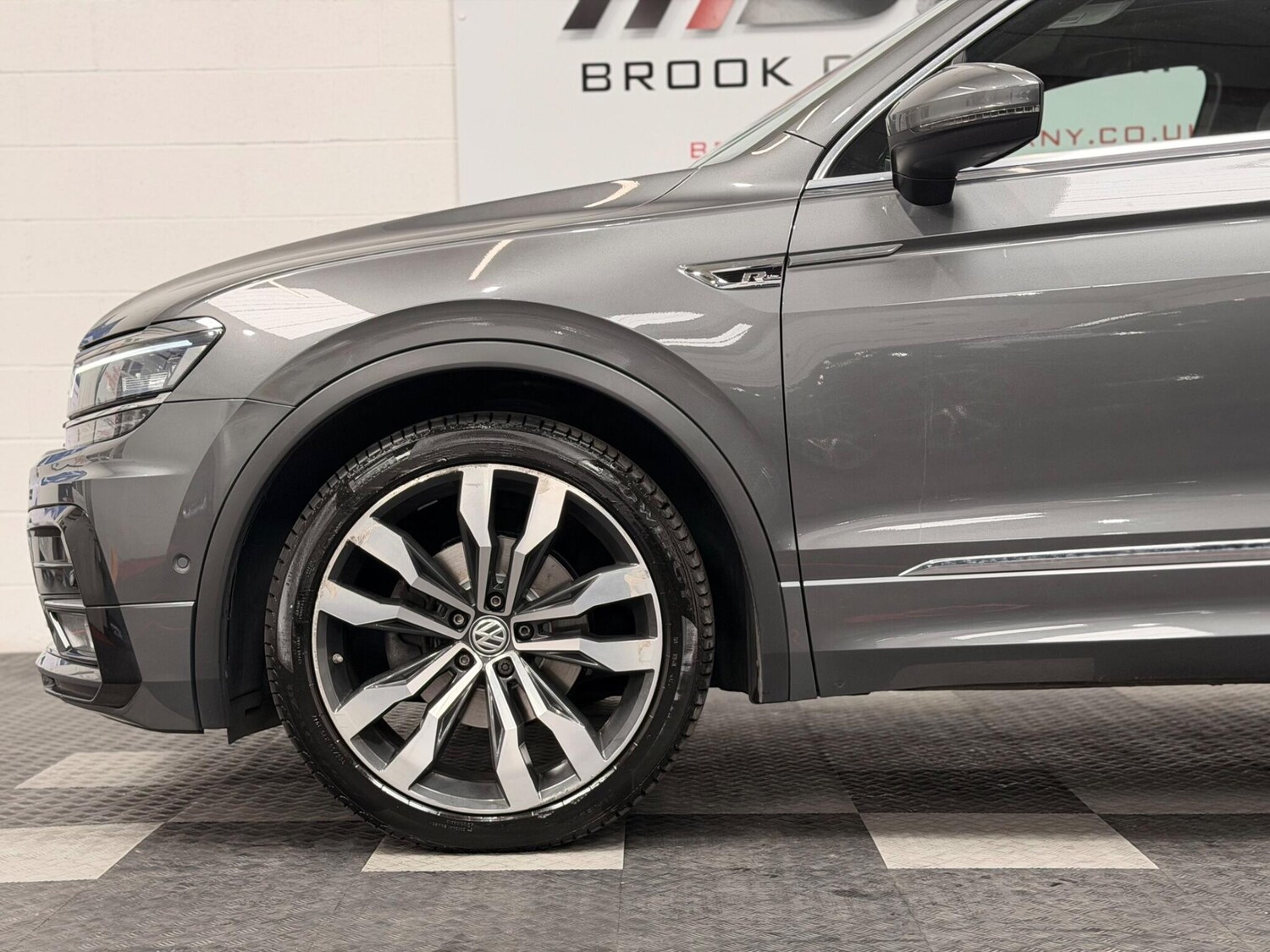 Used Volkswagen Tiguan 2018 for sale - 78058652: Photo 43