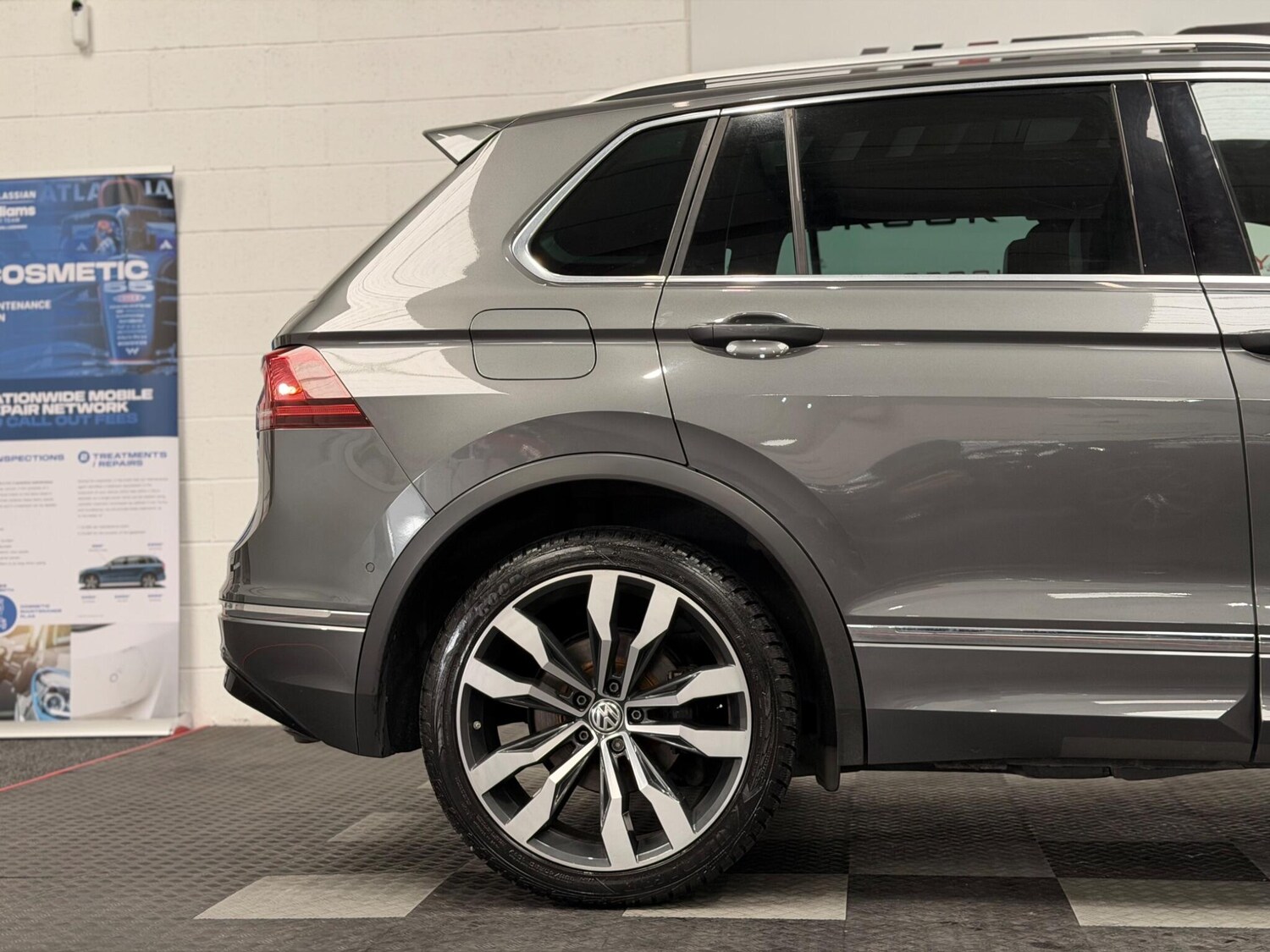 Used Volkswagen Tiguan 2018 for sale - 78058652: Photo 44