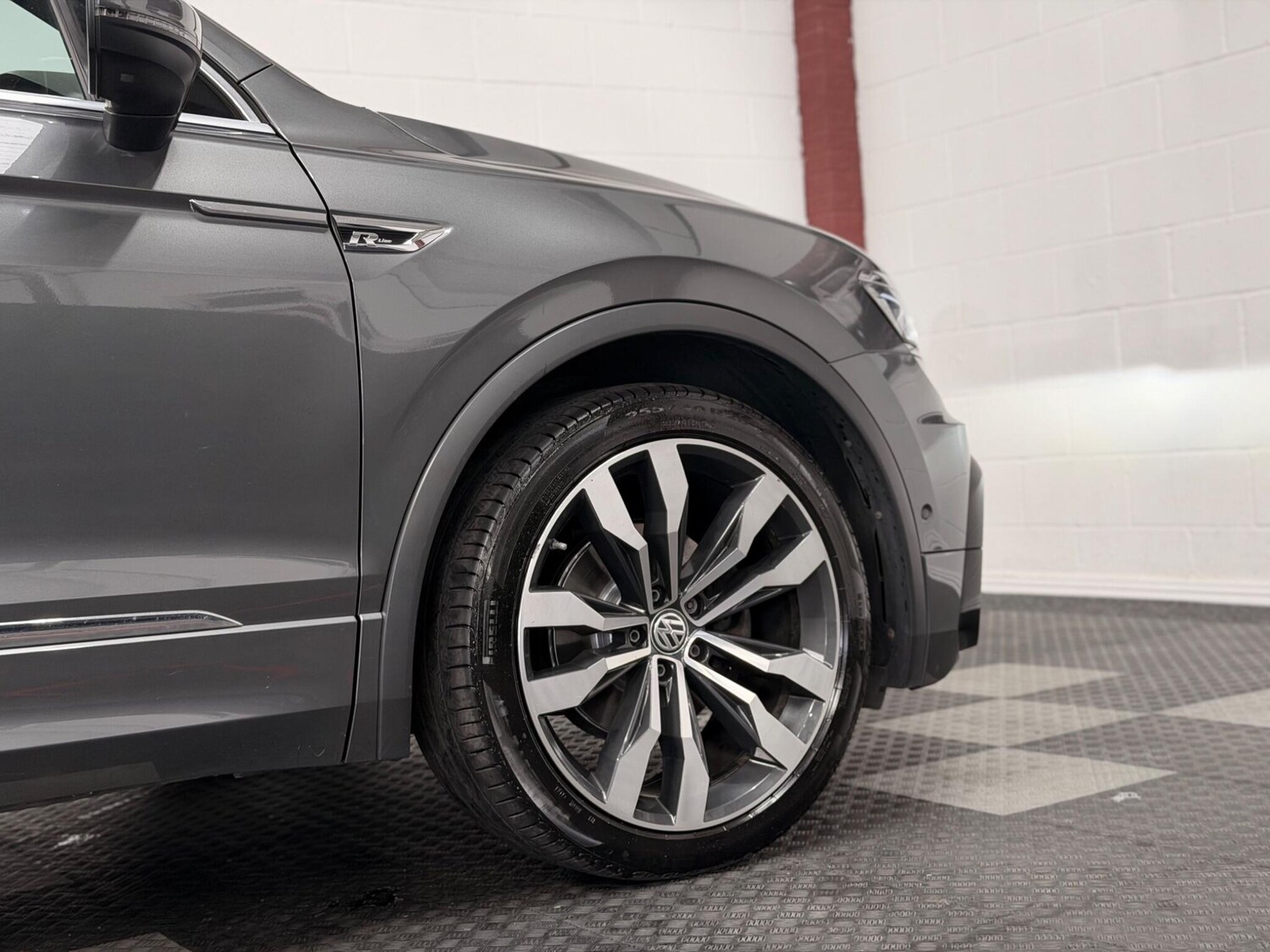 Used Volkswagen Tiguan 2018 for sale - 78058652: Photo 45