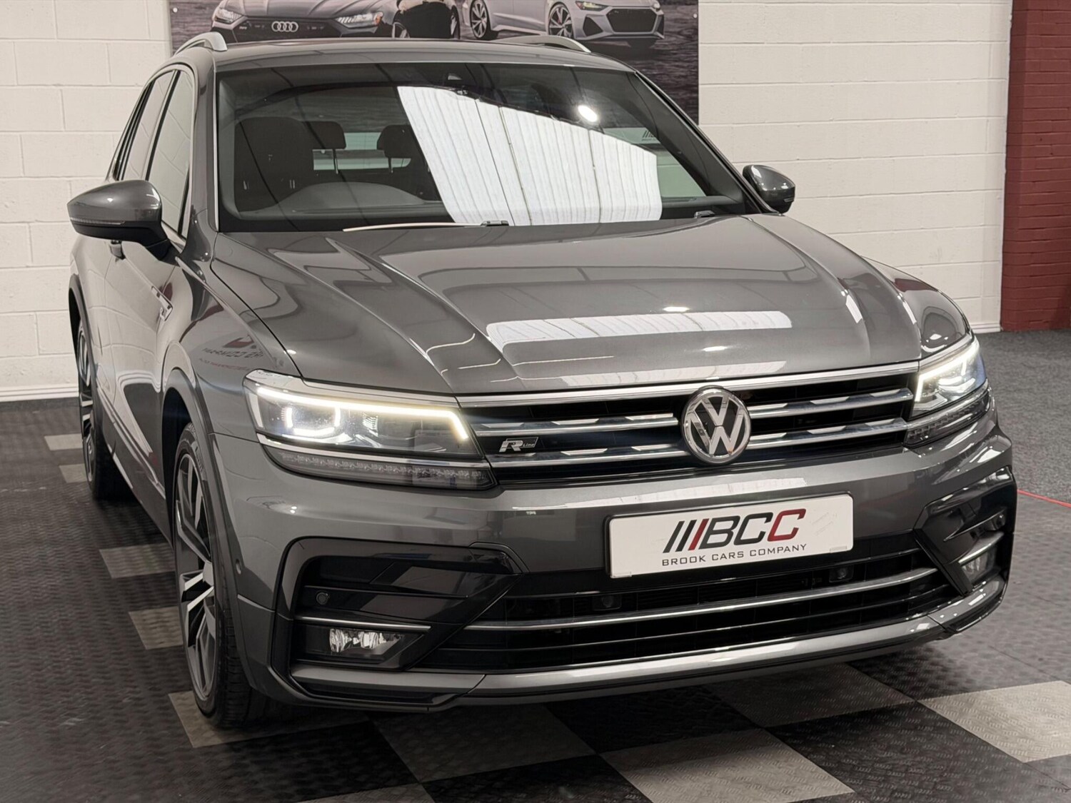 Used Volkswagen Tiguan 2018 for sale - 78058652: Photo 8