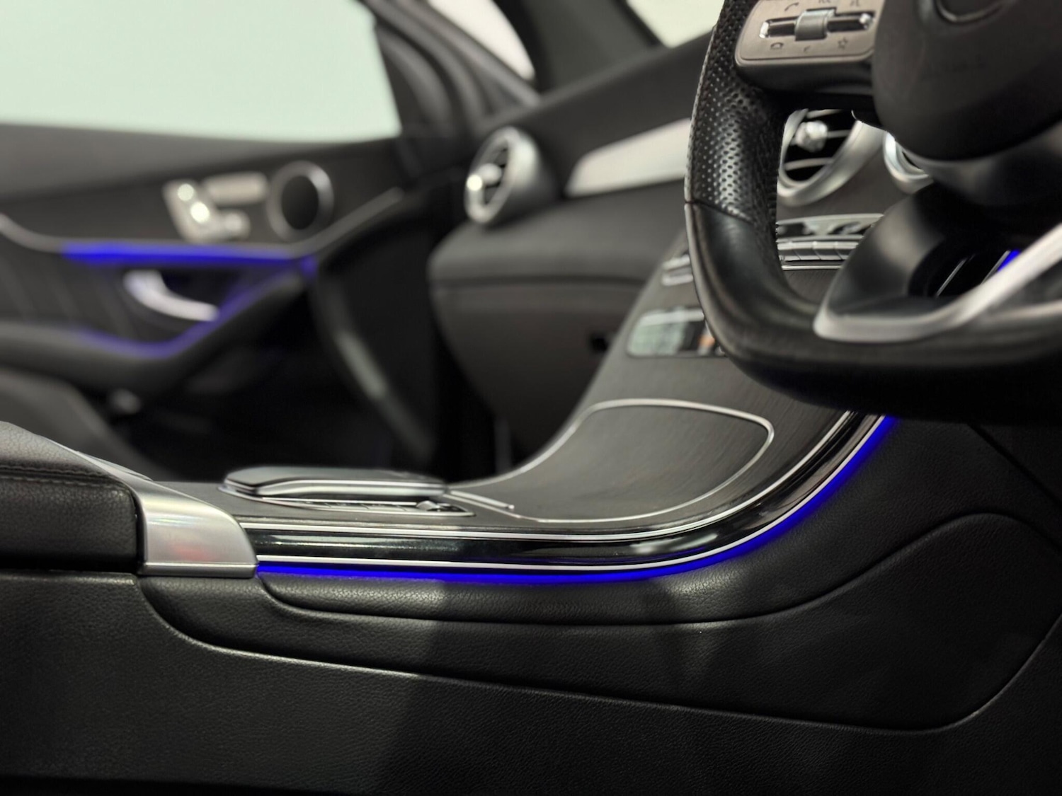 Used Mercedes-Benz GLC 2021 for sale - 76839959: Photo 12