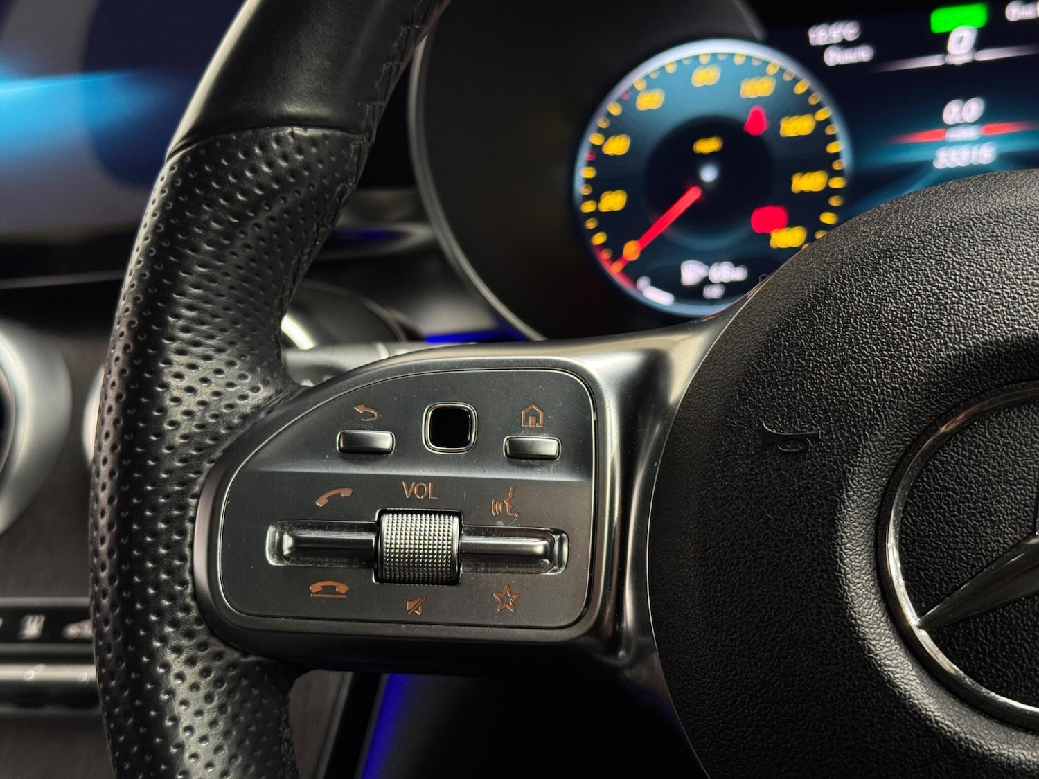 Used Mercedes-Benz GLC 2021 for sale - 76839959: Photo 58