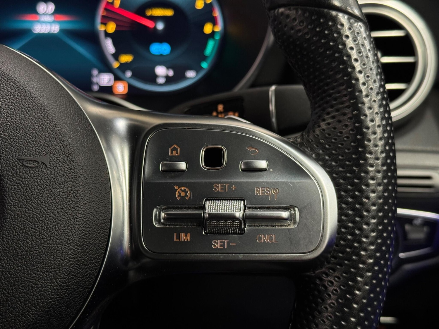 Used Mercedes-Benz GLC 2021 for sale - 76839959: Photo 59