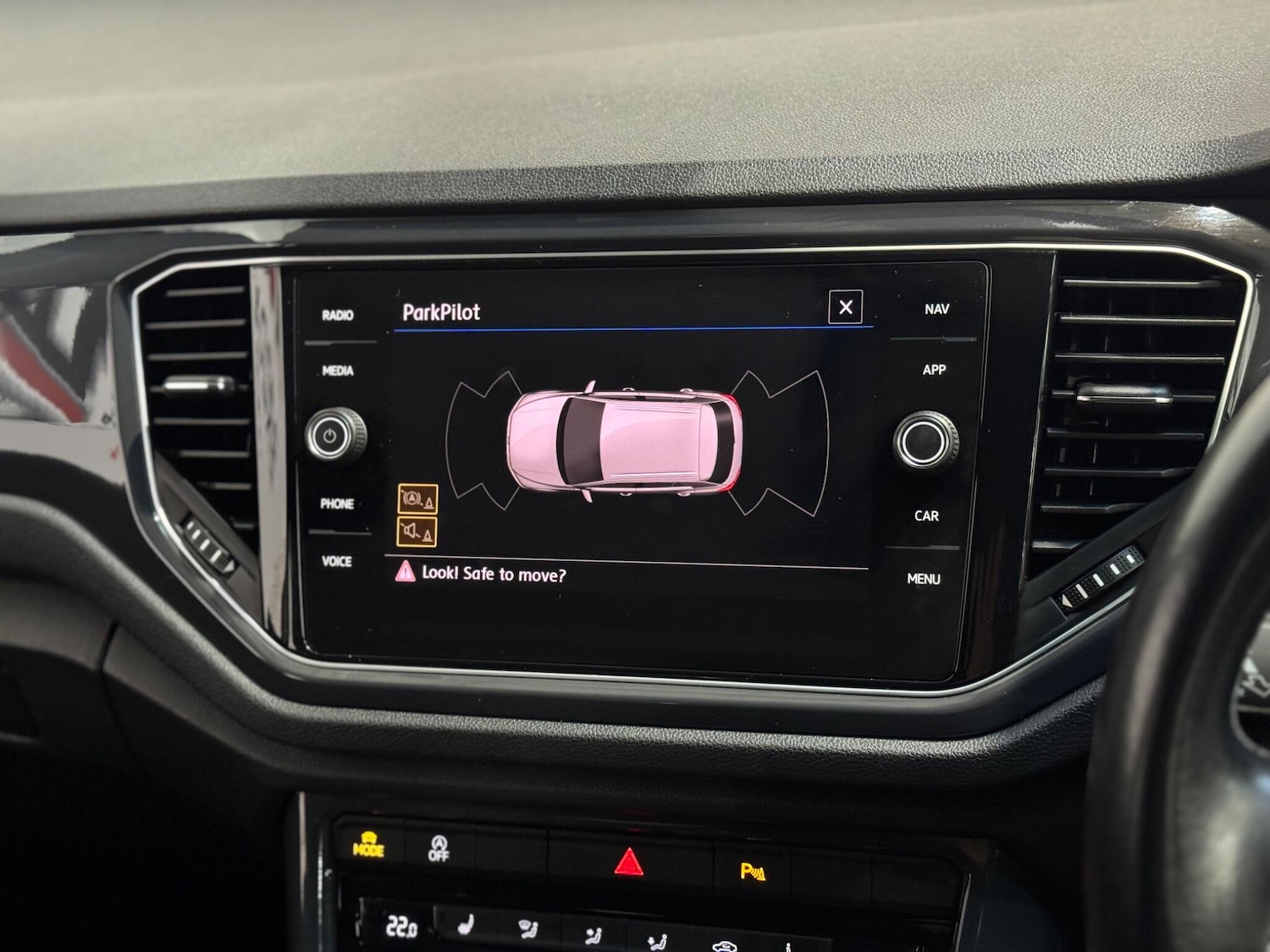 Used Volkswagen T-Roc 2019 for sale - 77016813: Photo 13