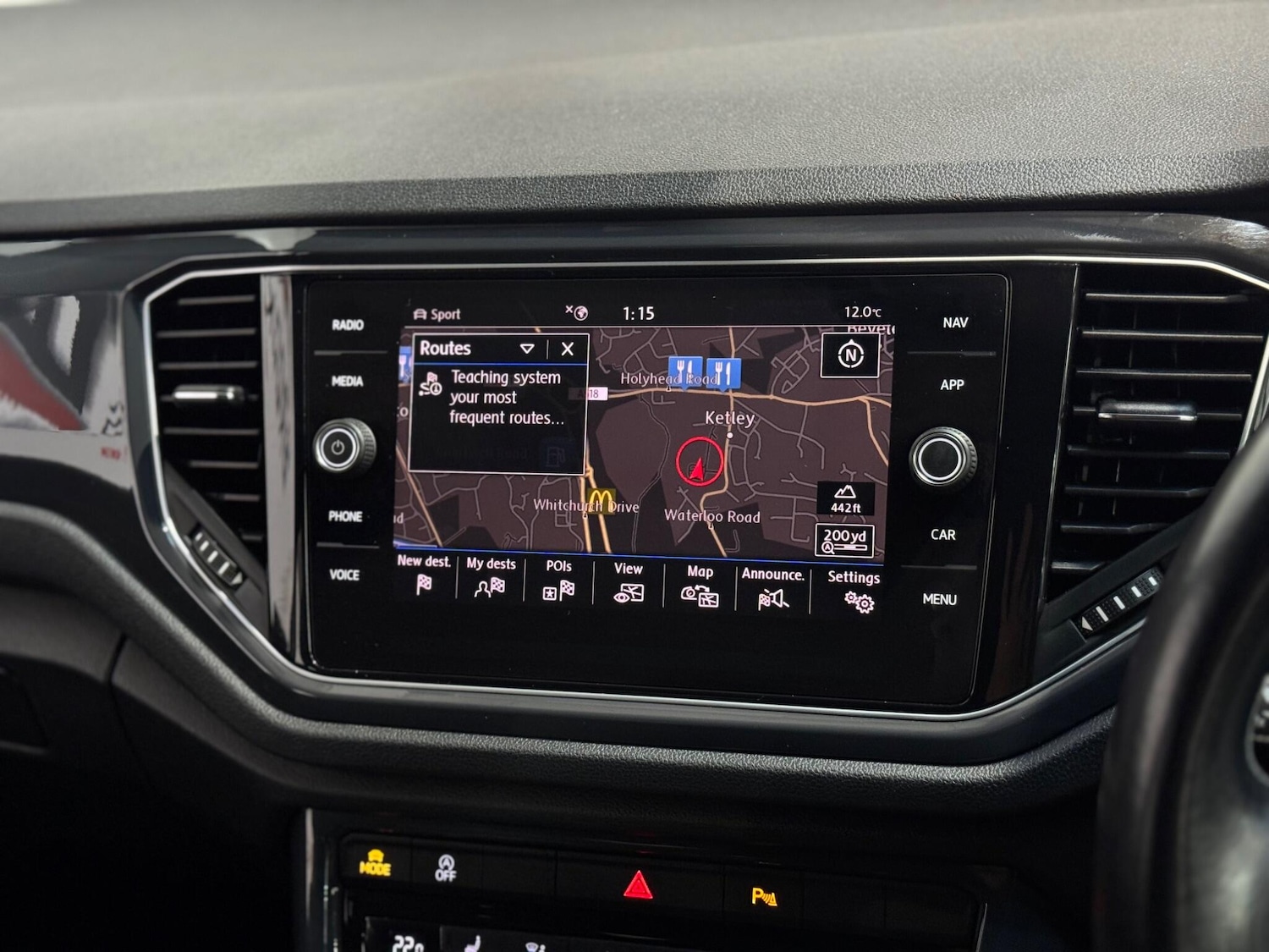 Used Volkswagen T-Roc 2019 for sale - 77016813: Photo 14